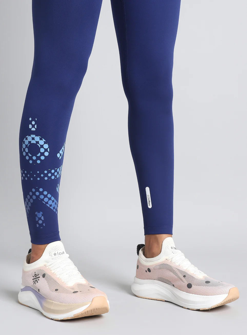 Women's Blue Absolute Fit Tights with Logo Print and Back Pocket - Image 7