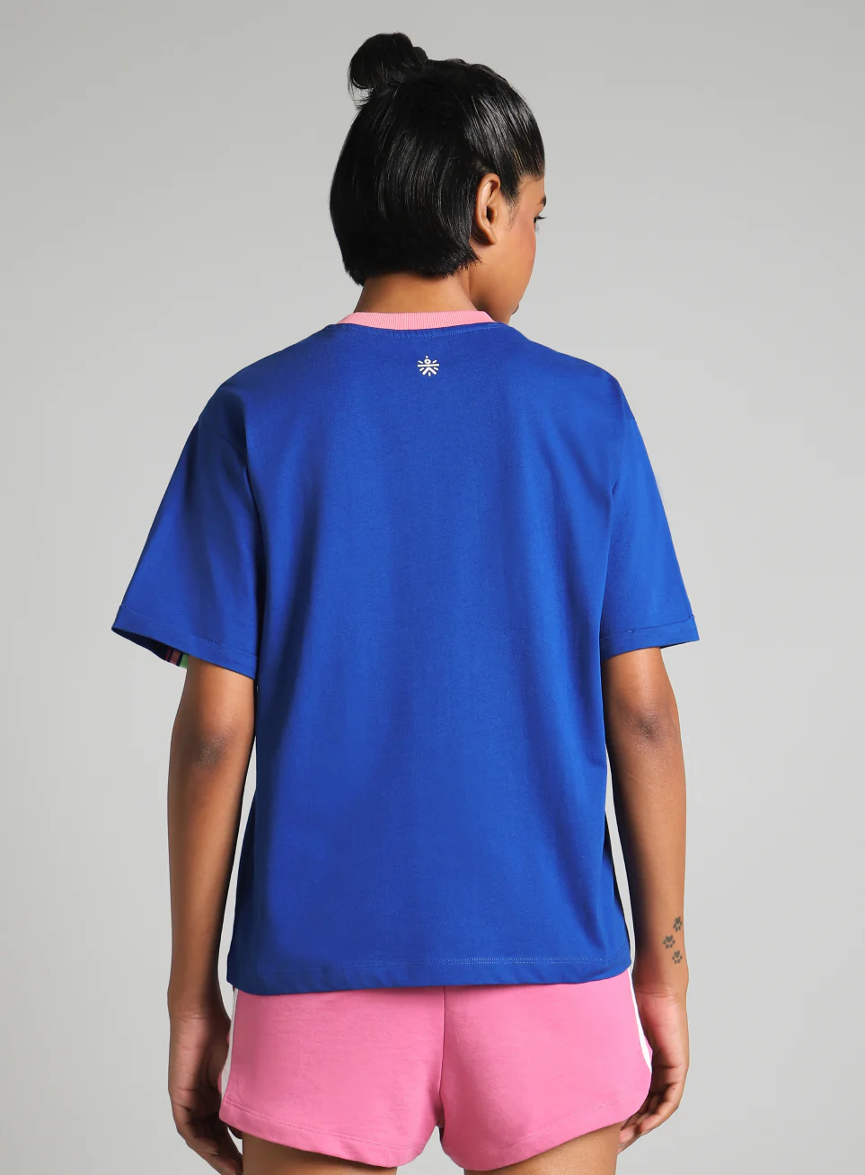 Women's Blue Pop Block Playful Relaxed Fit T-shirt - Image 6