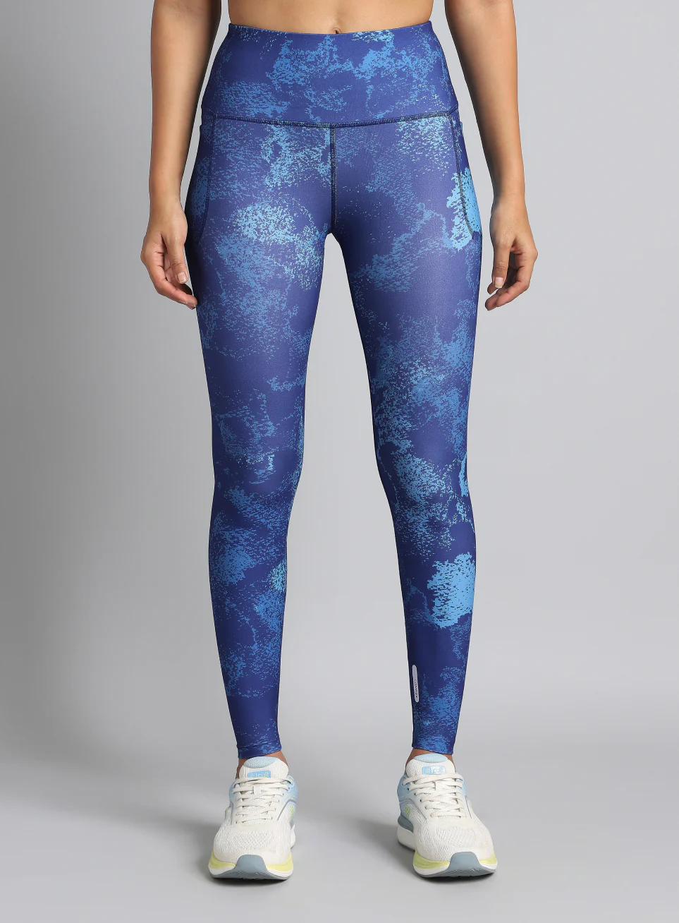 Women's Blue Printed Train All Day COMFlex Tights - Image 4