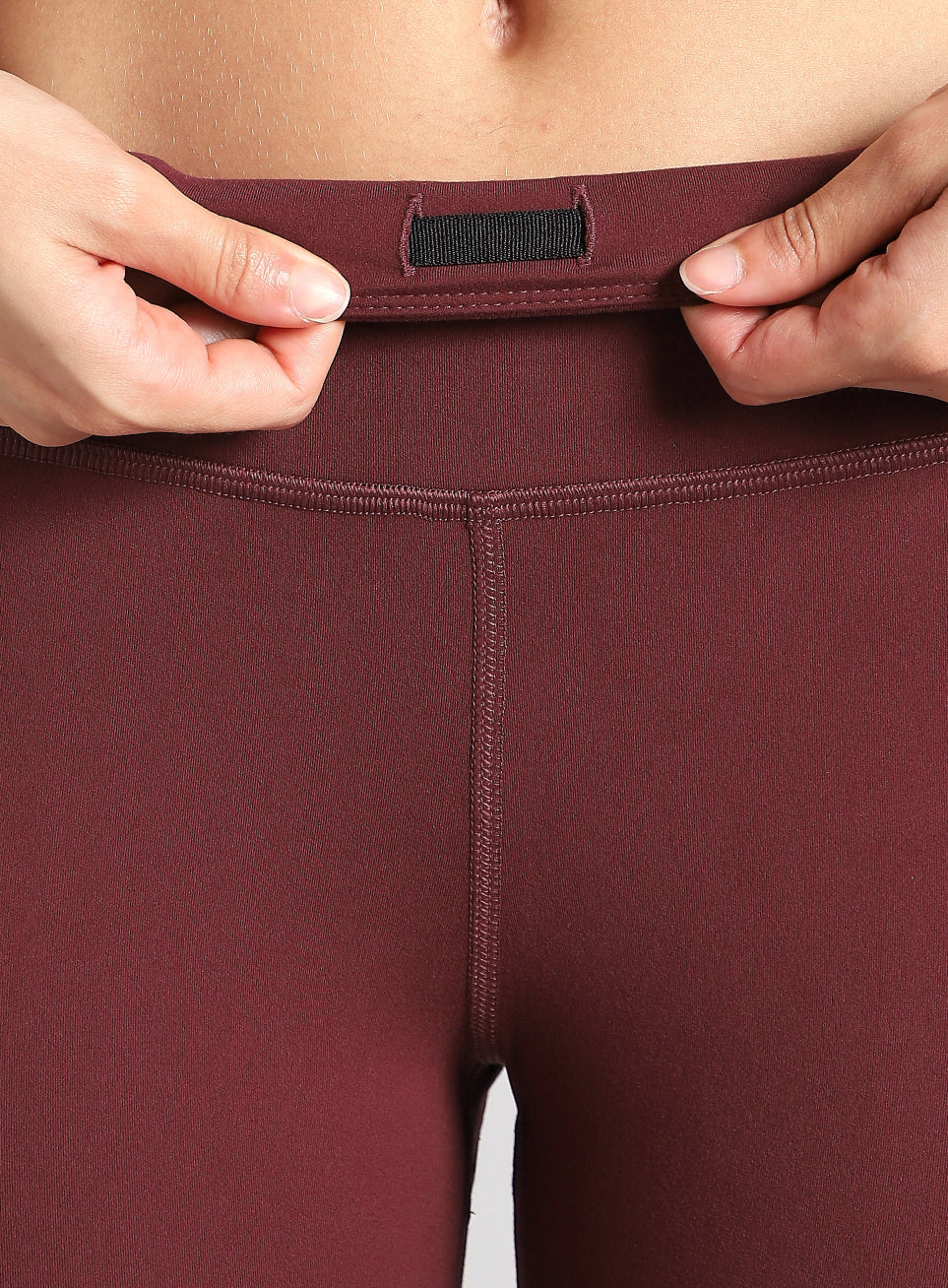 Women's Brown Absolute Fit Solid Running Tights - Image 10