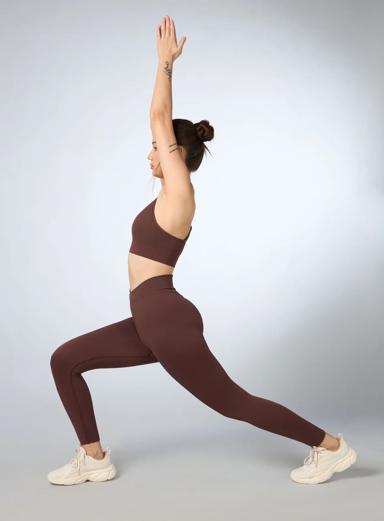 Women's Brown Cross Fit Seamless Tights - Image 2