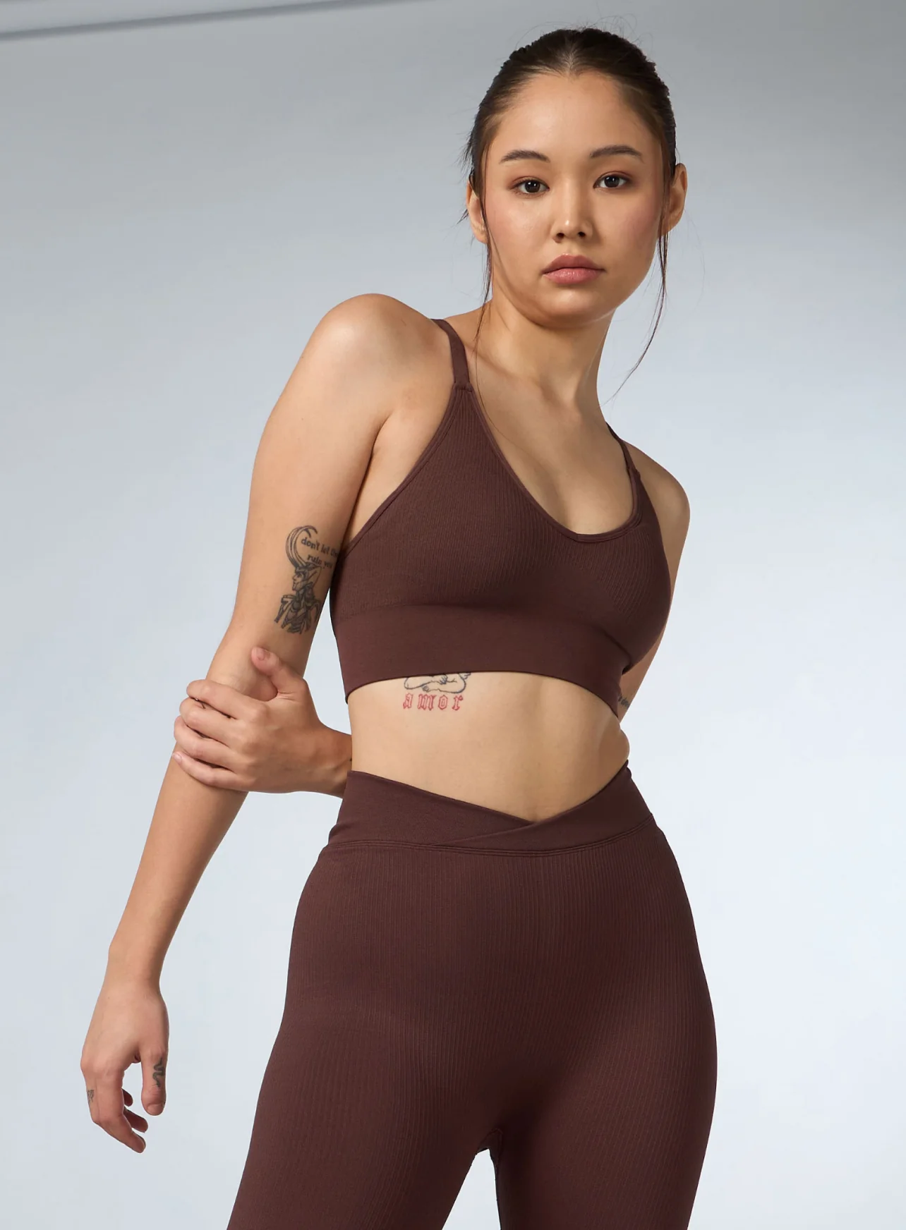 Women's Coffee Cross Fit Seamless Medium Support Bra - Image 4