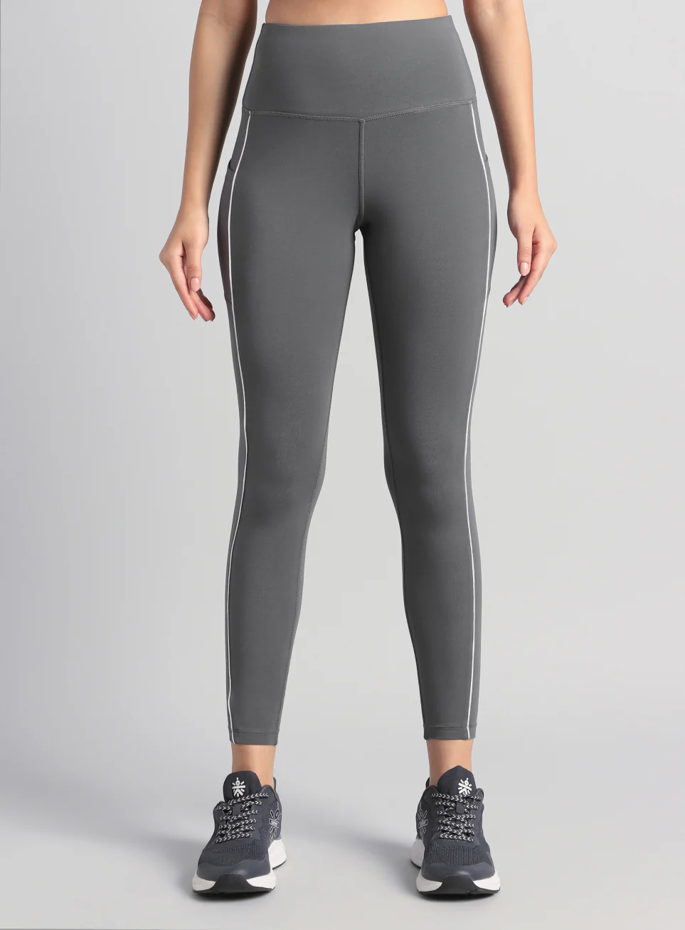Women's Dark Grey Train and Flow Cotton Tights - Image 4
