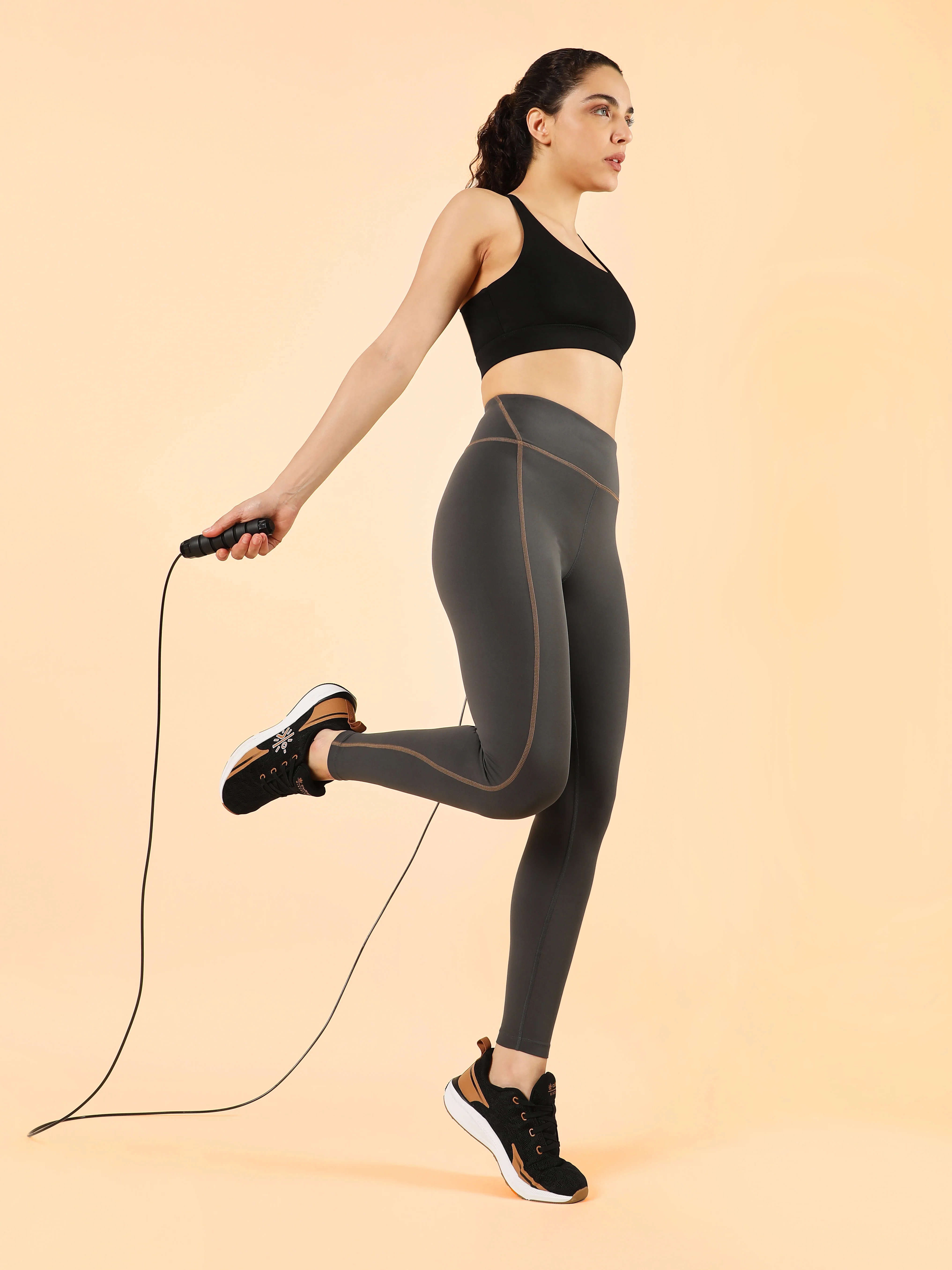 Women's Drak Grey Training Elevate Sculpt COMFlex Tights - Image 3