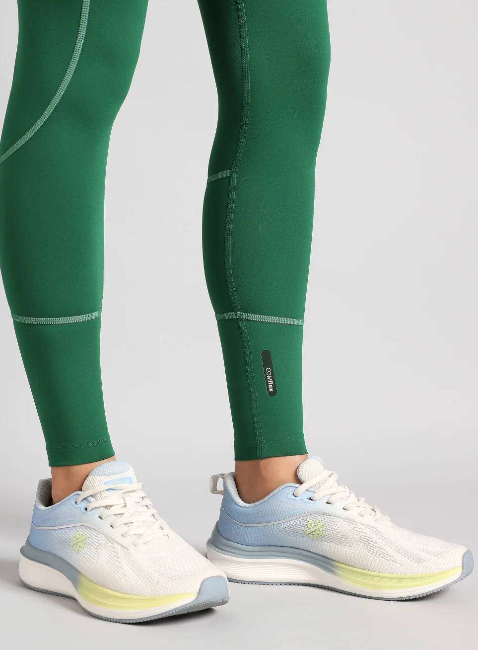 Women's Green Absolute Fit Solid Running Tights - Image 7
