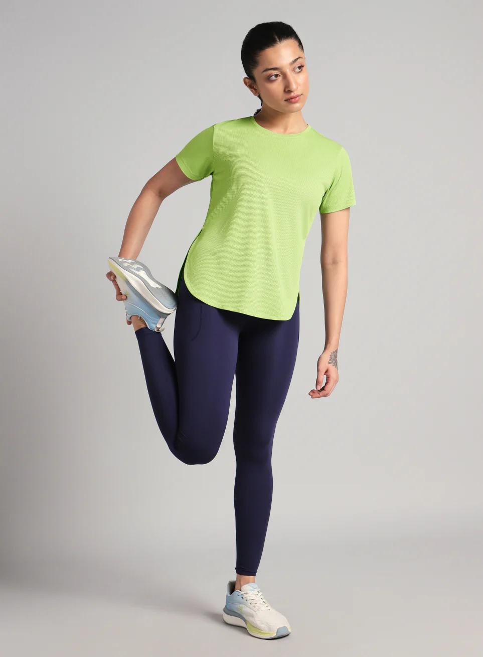 Women's Green Core Training Longline T-shirt - Image 2
