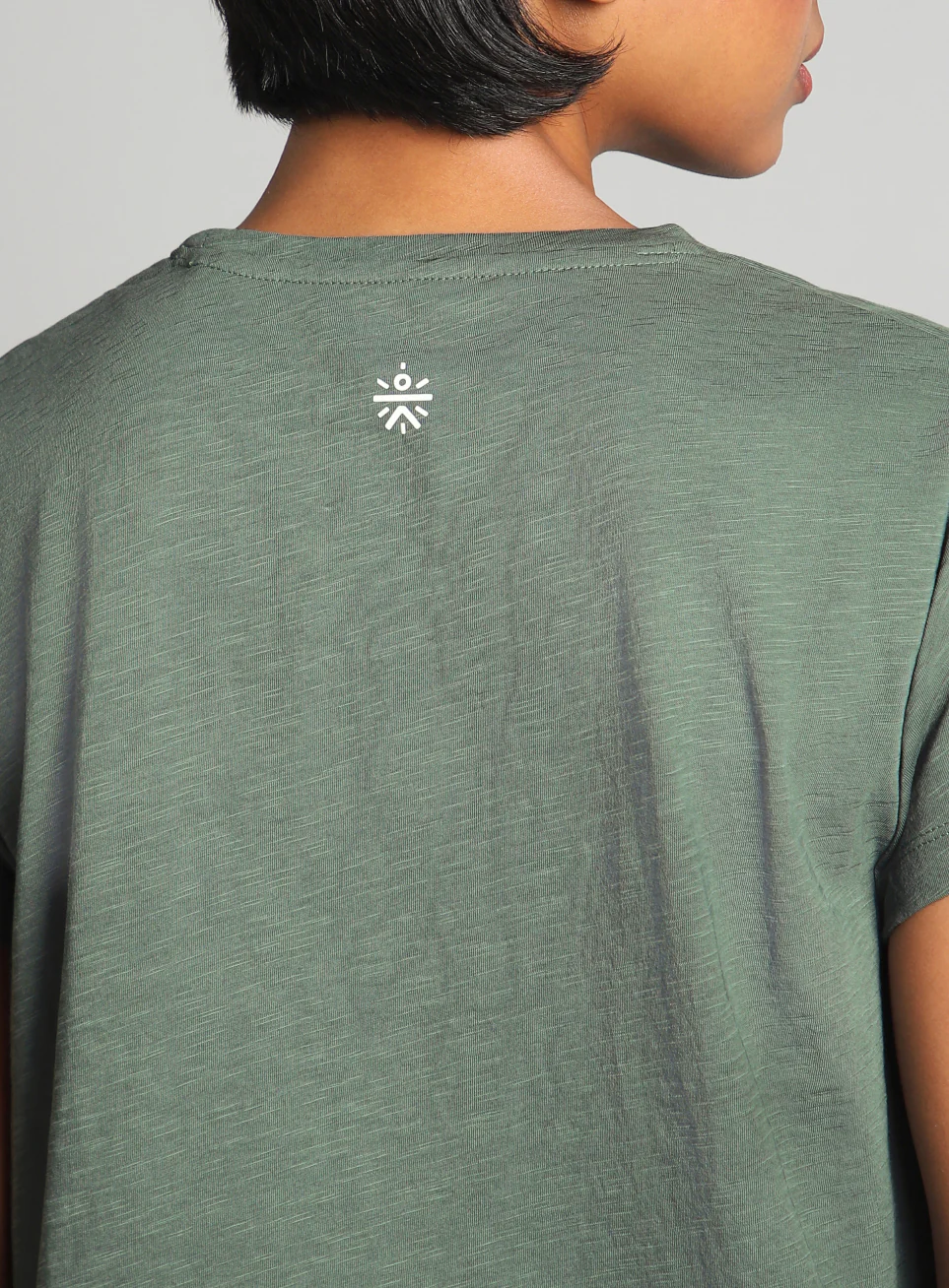 Women's Green Flow Form Yoga T-shirt - Image 8