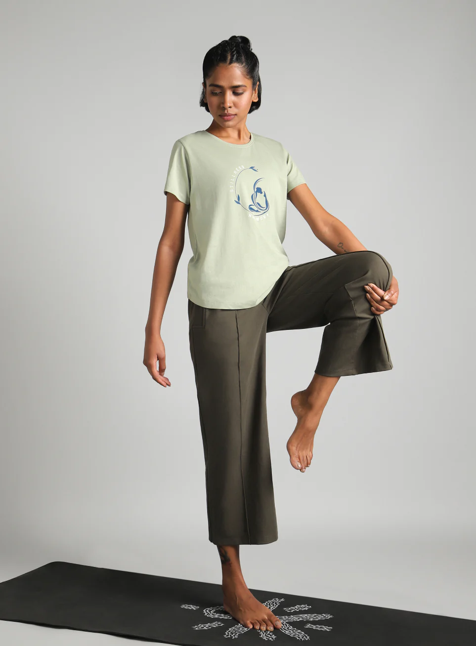 Women's Green Flow Harmony Print Yoga T-shirt - Image 3