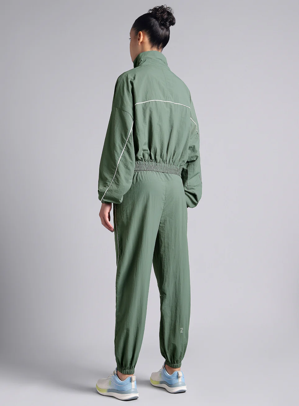 Women's Green Sporty Outrun Track Suit - Image 3