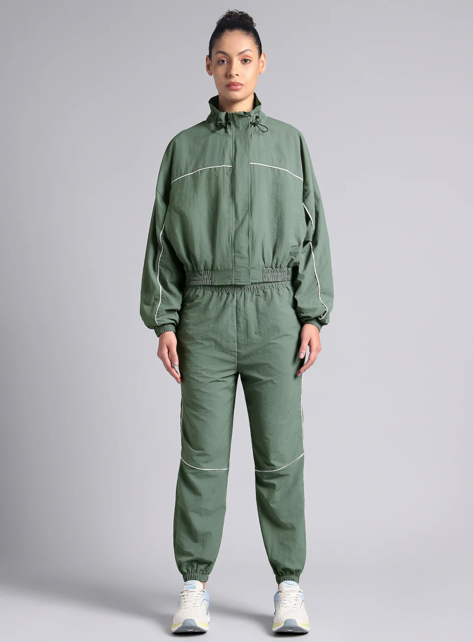 Women's Green Sporty Outrun Track Suit - Image 4