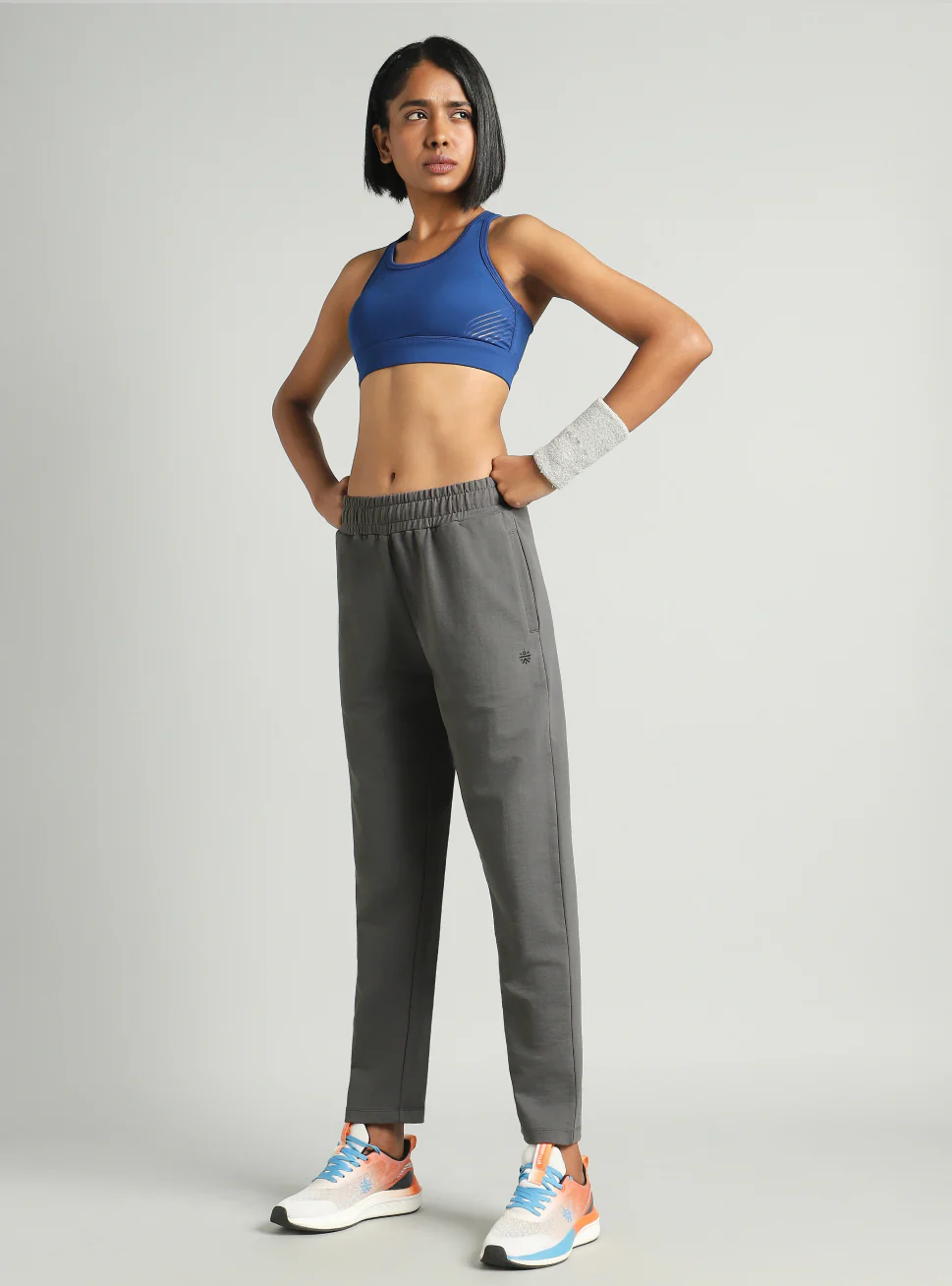 Women's Grey Easy Move Training Trackpants - Image 2