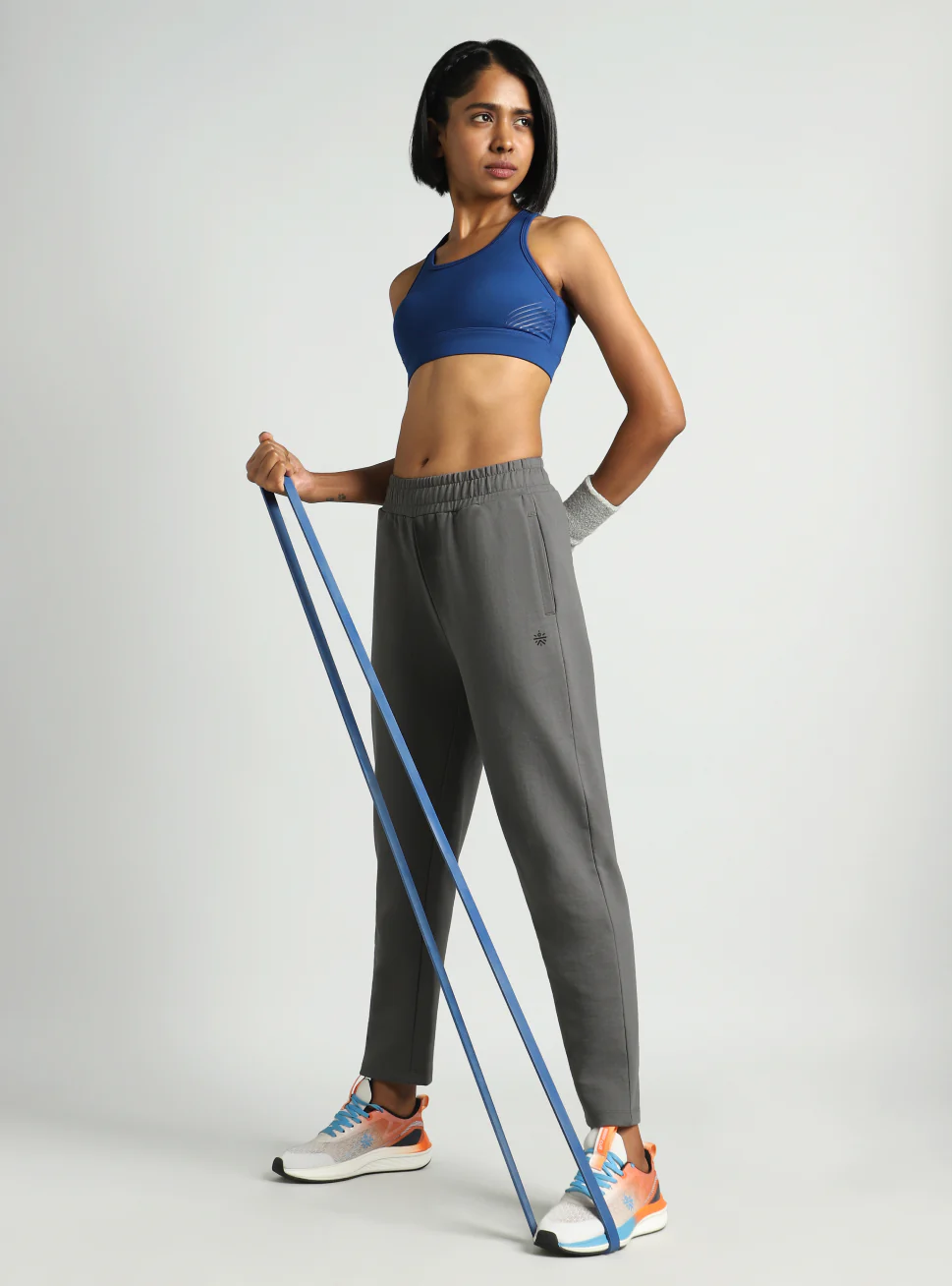 Women's Grey Easy Move Training Trackpants - Image 3