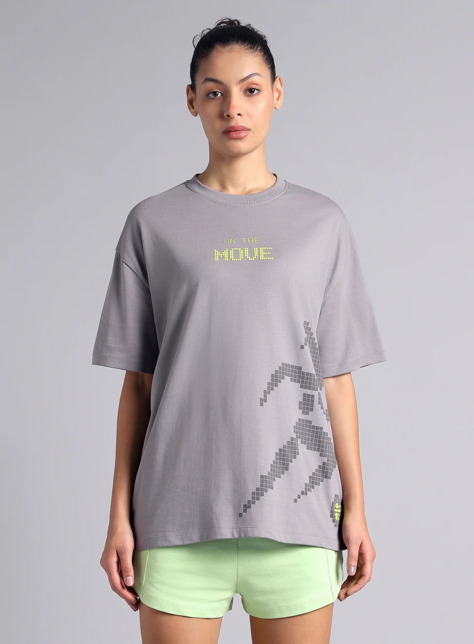 Women's Grey On The Move Graphic Oversized Fit T-shirt - Image 4