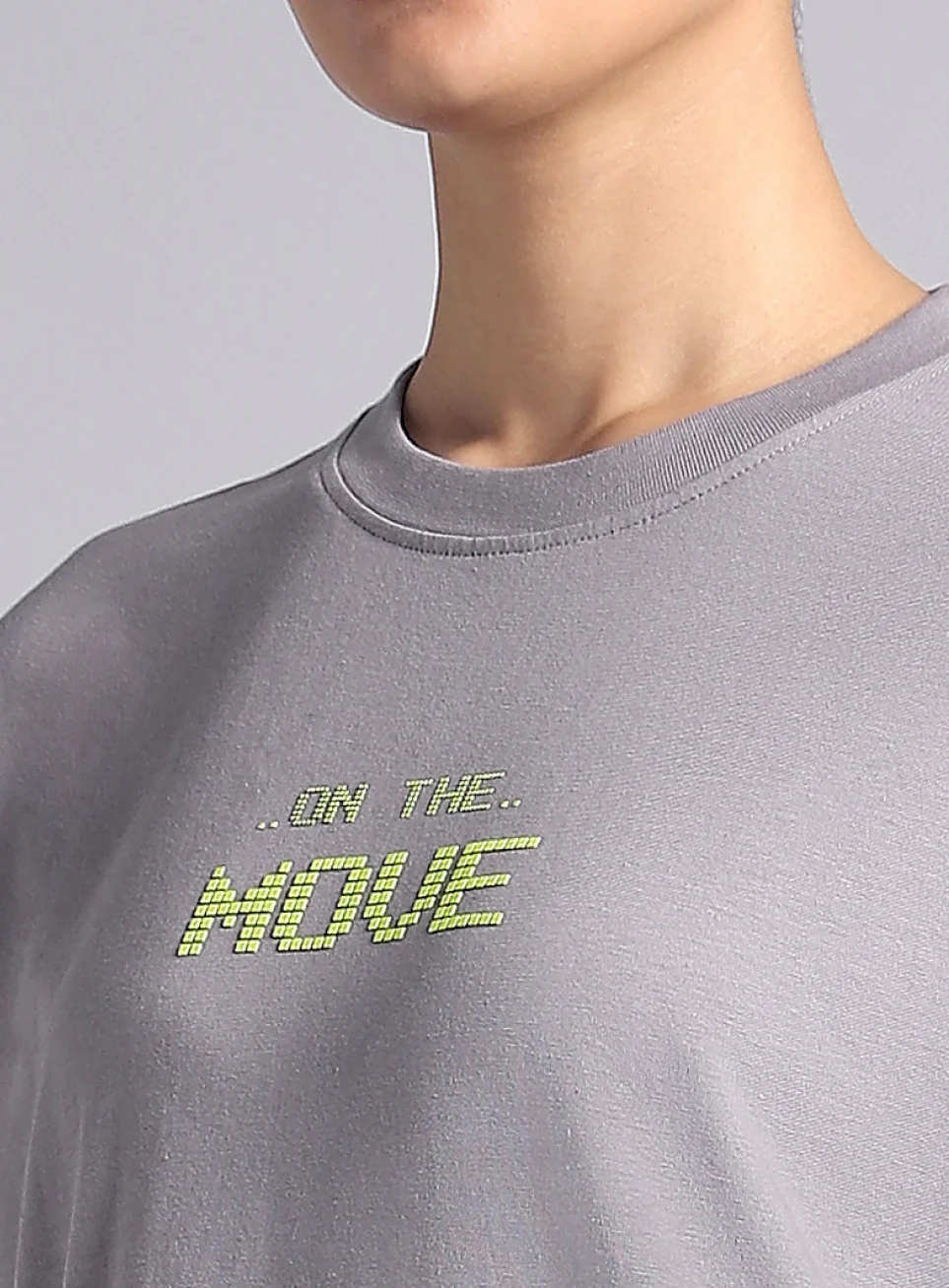 Women's Grey On The Move Graphic Oversized Fit T-shirt - Image 7