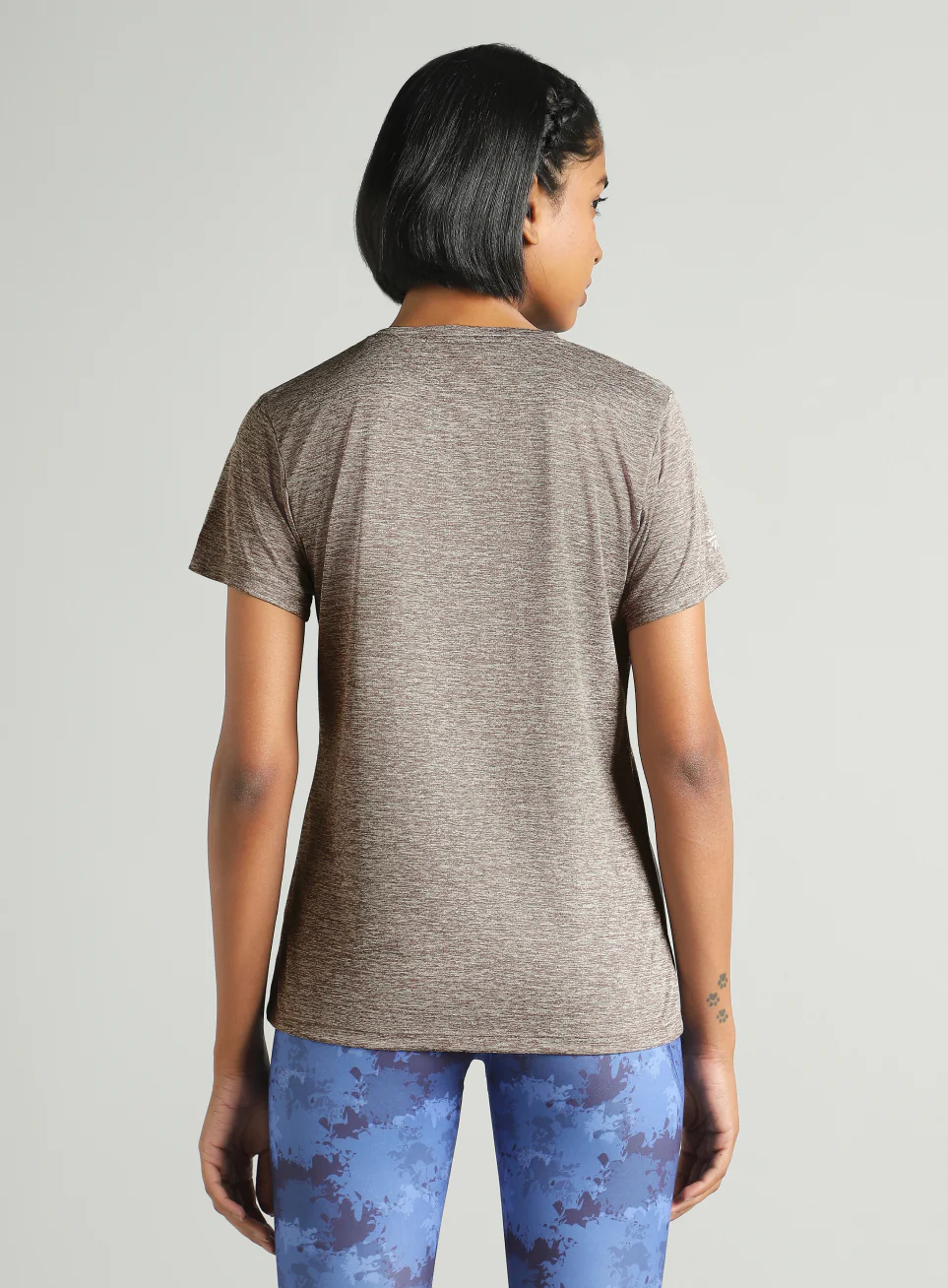 Women's Grey Training Textured T-shirt - Image 6