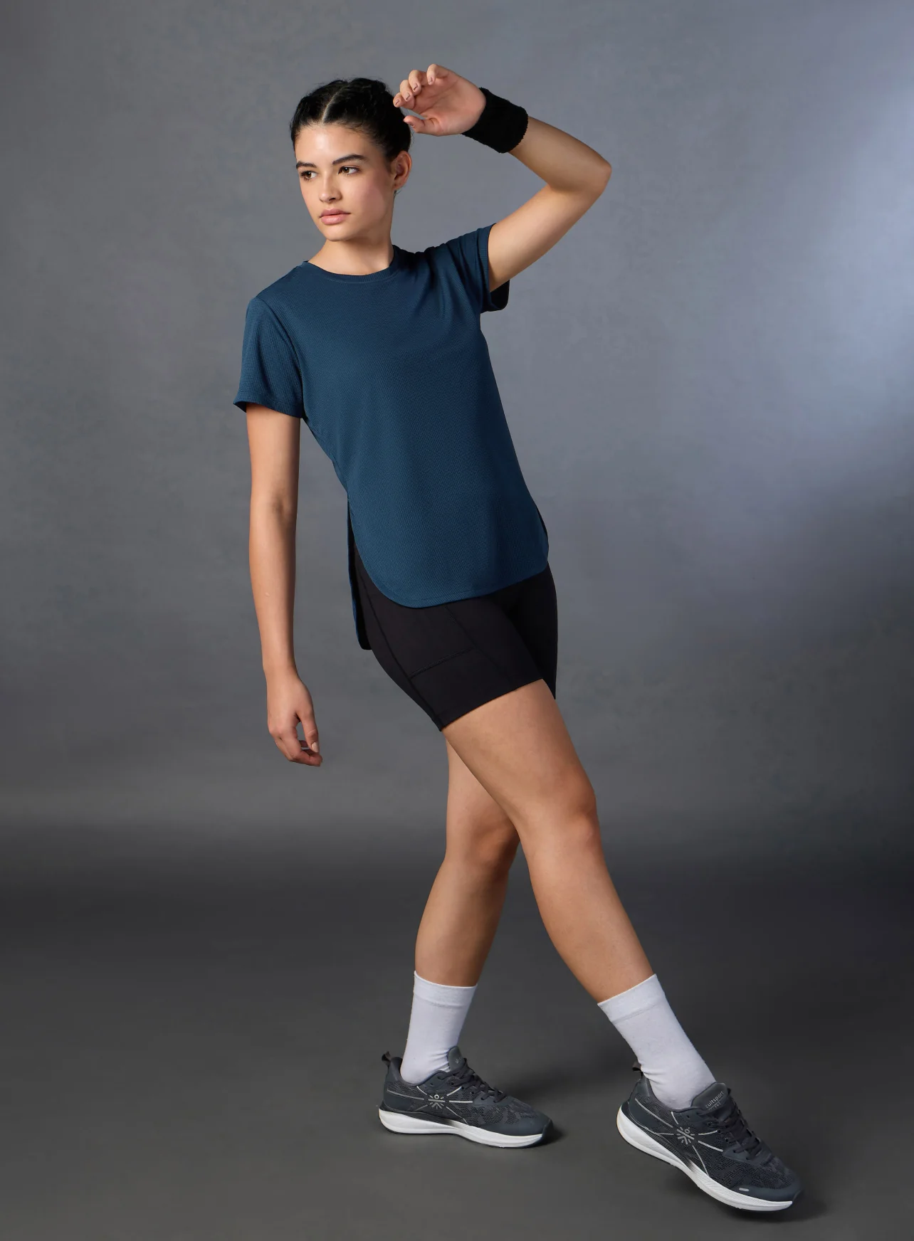 Women's Navy Running Longline T-shirt - Image 2
