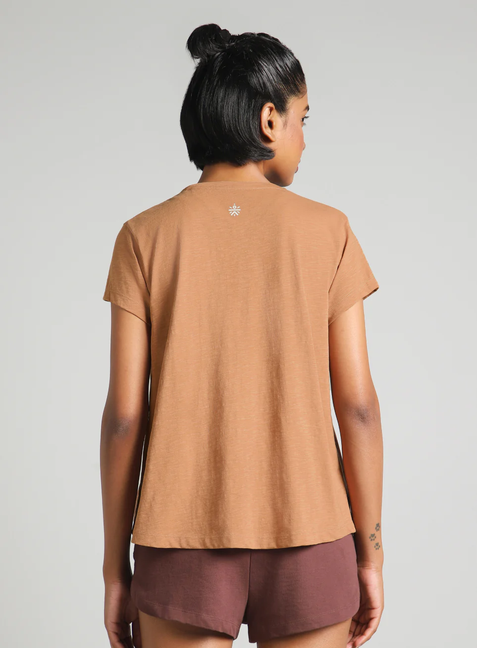 Women's Khaki Flow Form Yoga T-shirt - Image 6