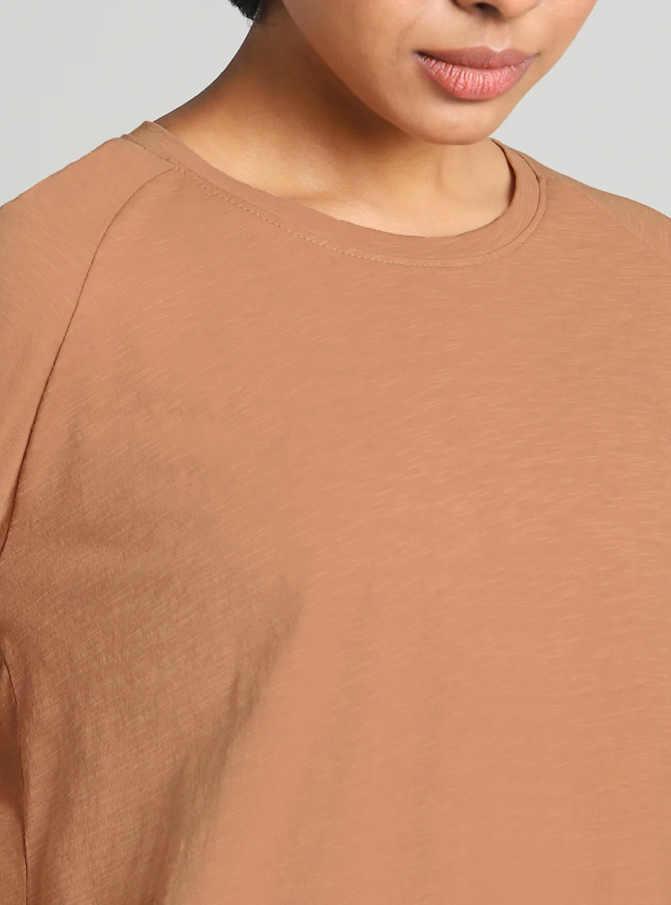 Women's Khaki Form Overlap Yoga T-shirt - Image 7