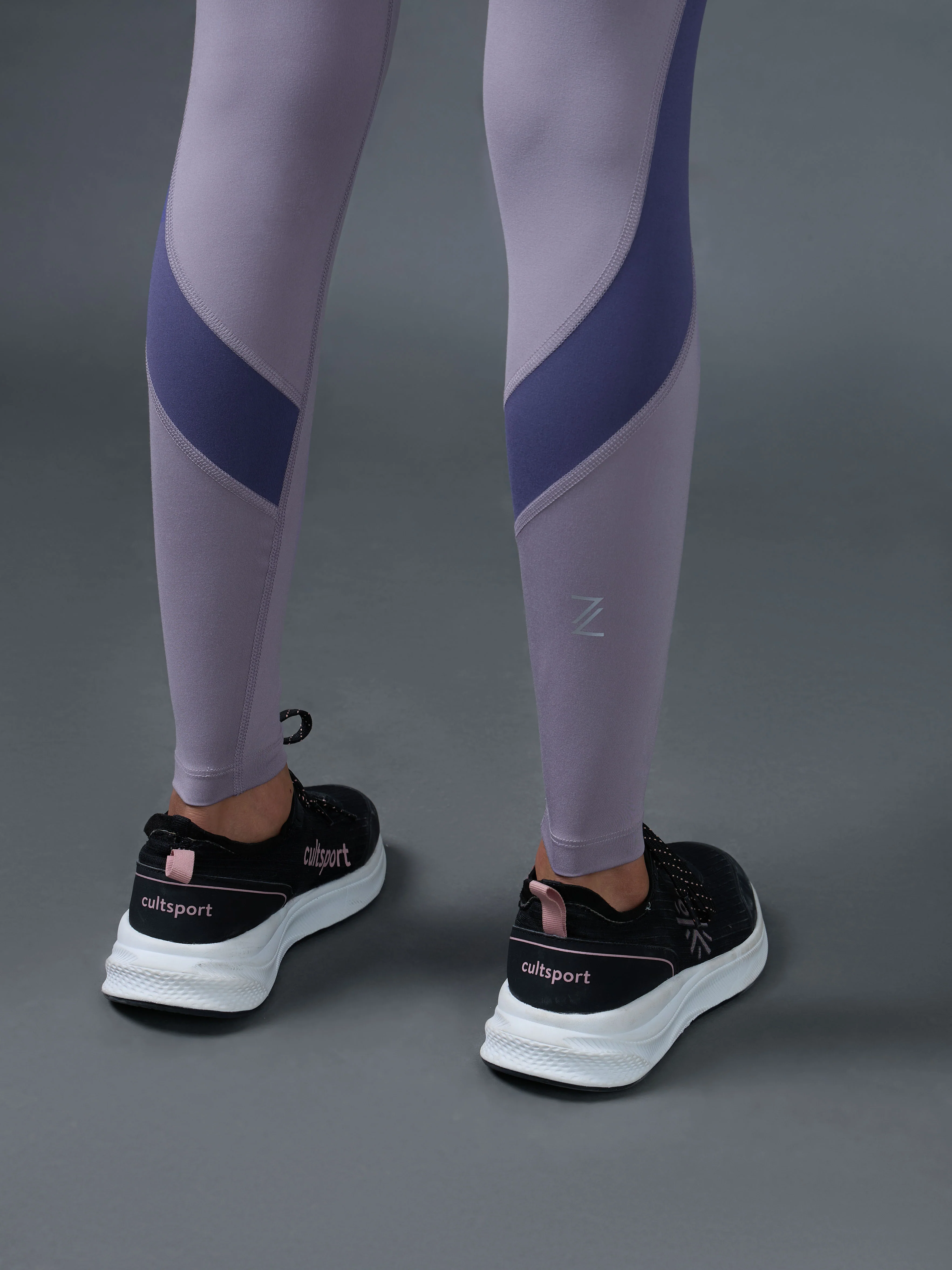 Women's Lavender Run Elevate Tights - Image 7
