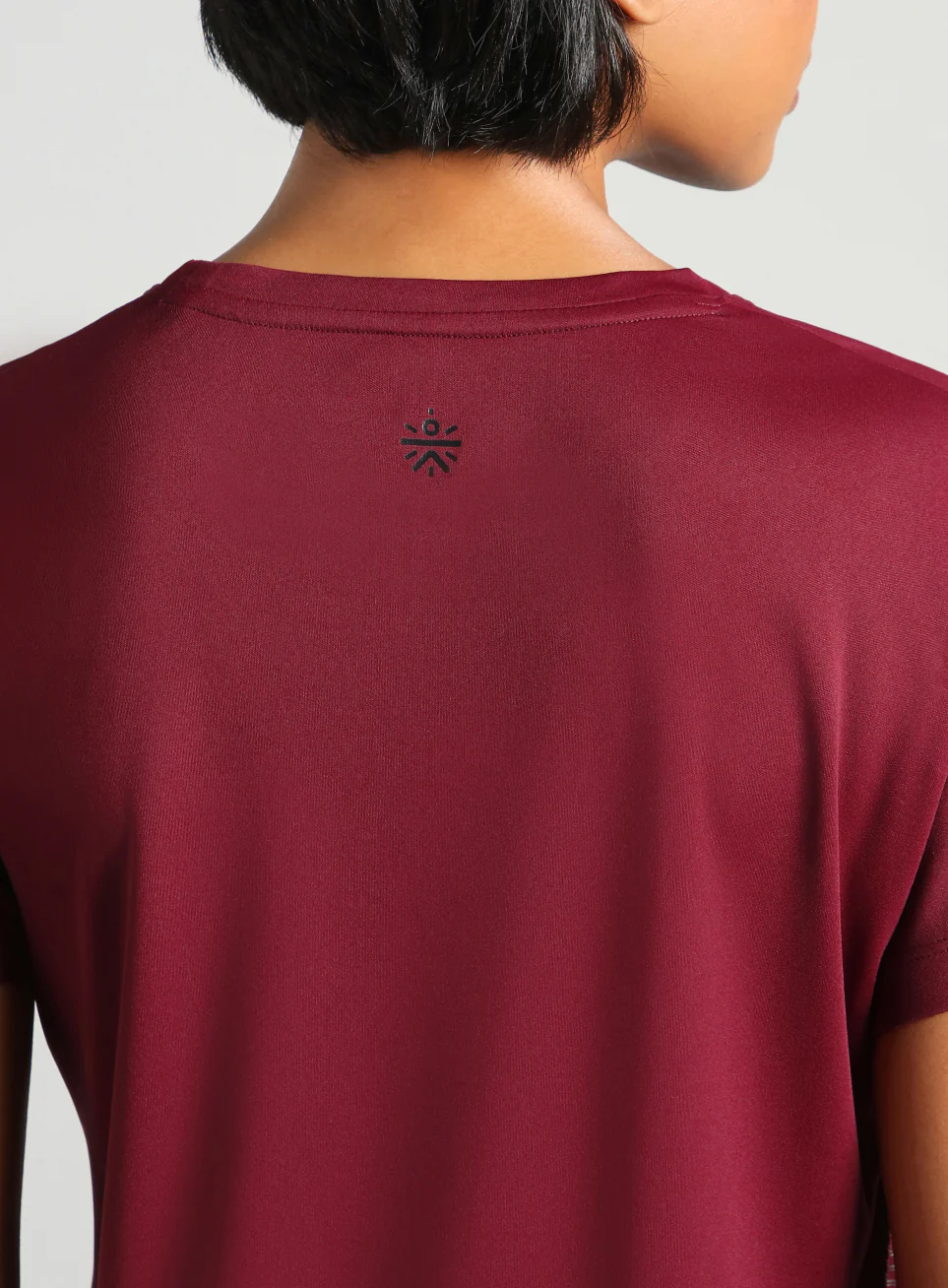 Women's Maroon Contour Print T-shirt - Image 7