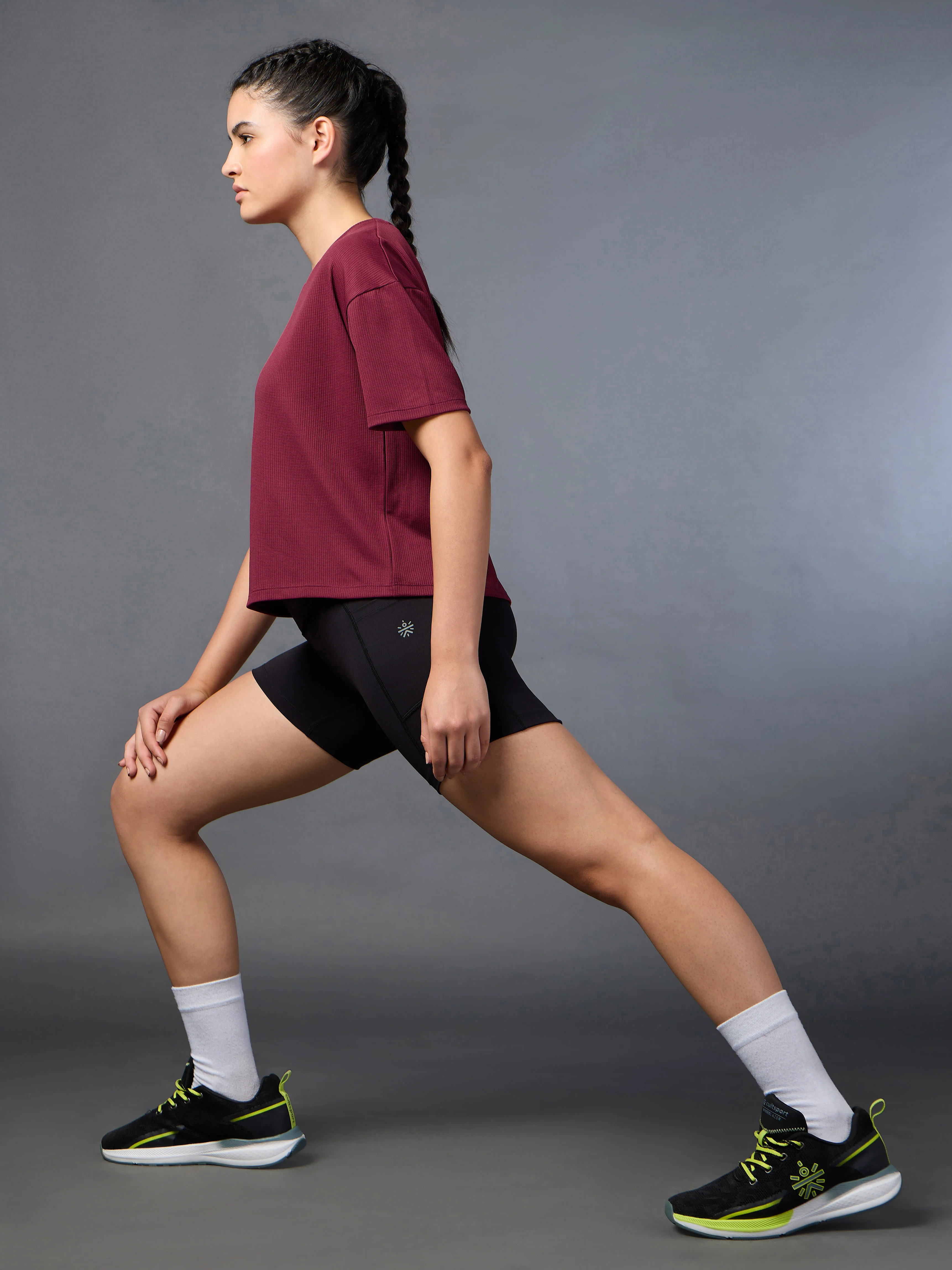 Women's Maroon Cropped T-shirt - Image 3