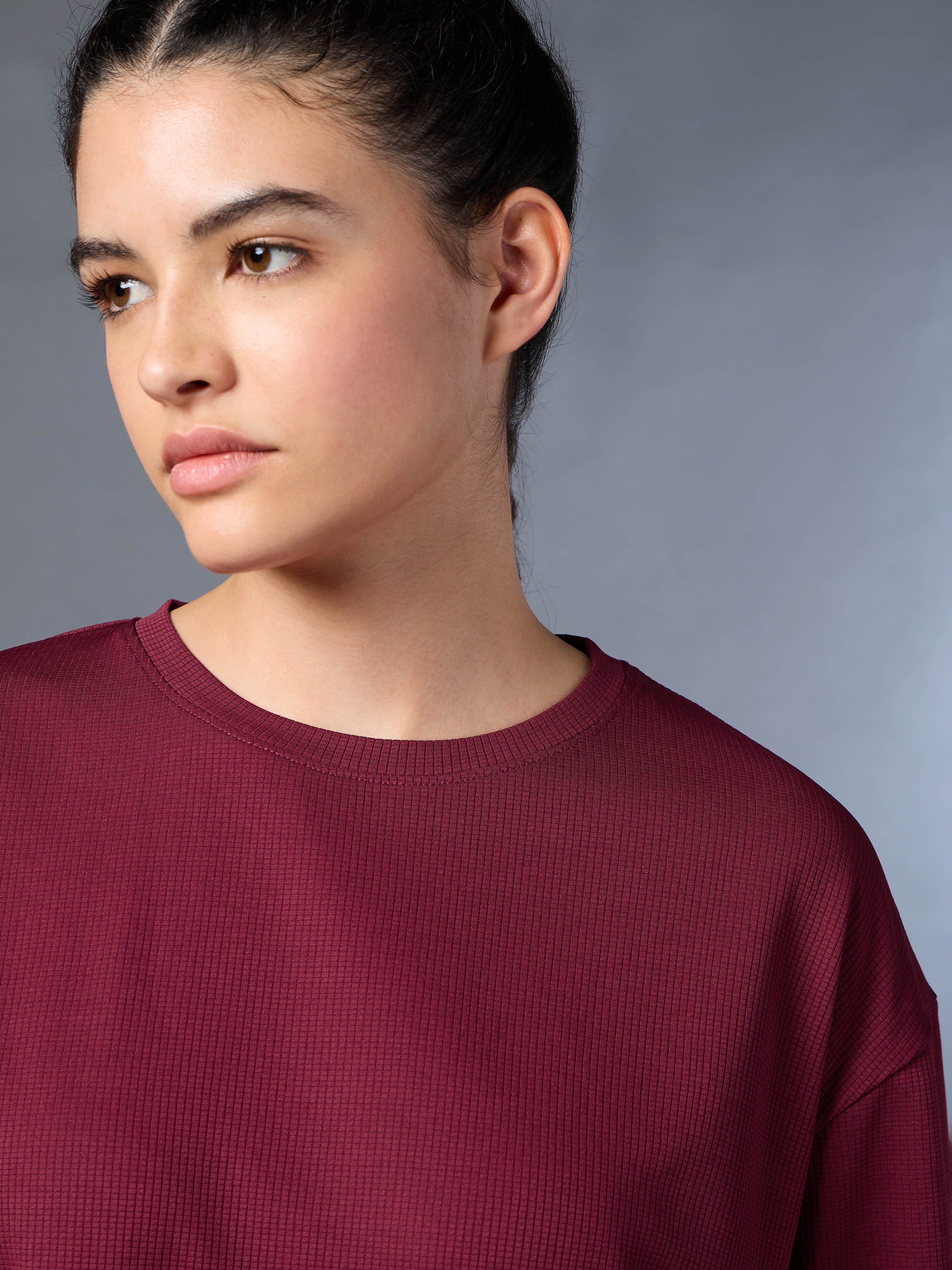 Women's Maroon Cropped T-shirt - Image 7