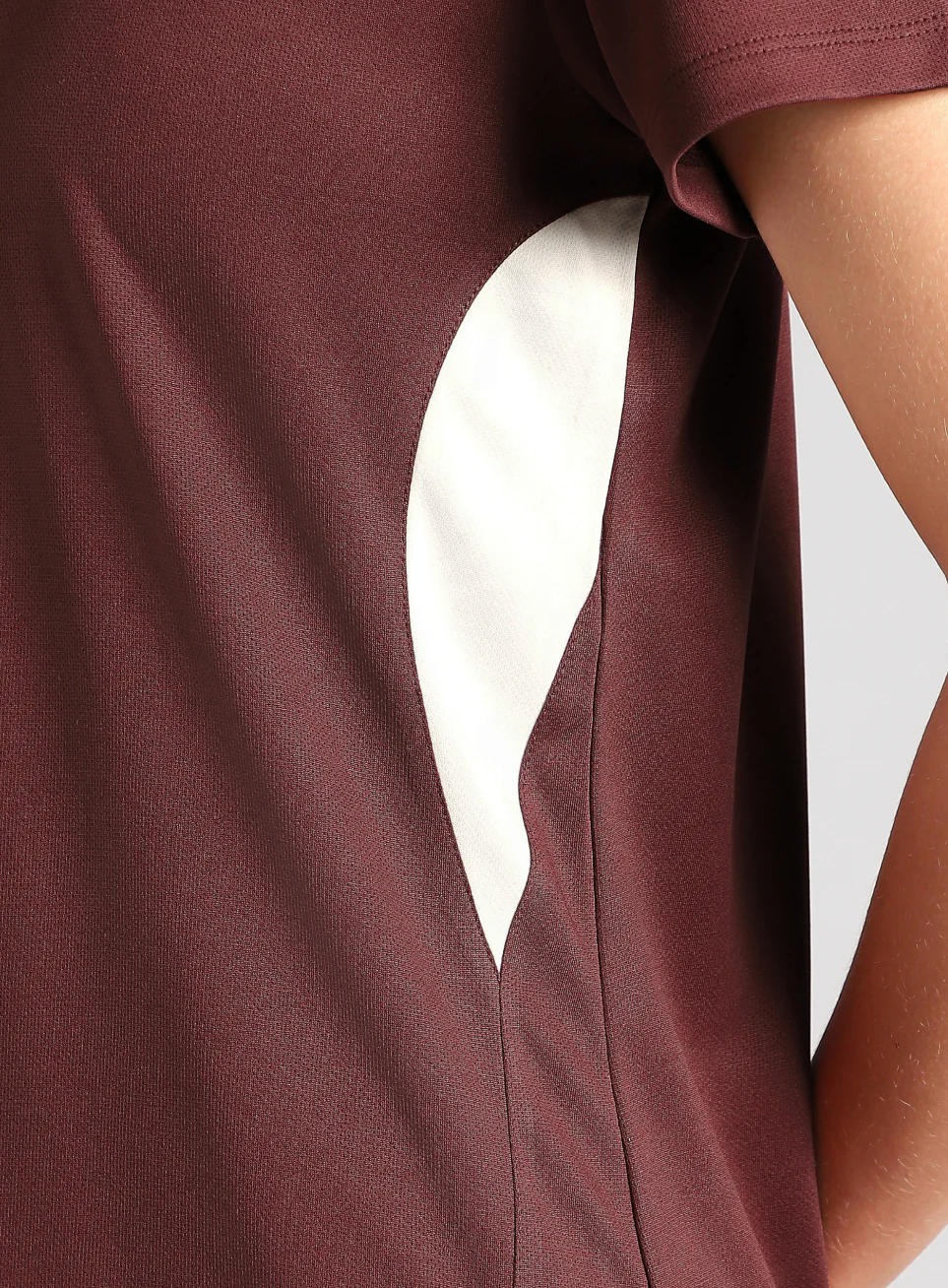 Women's Maroon True Performance Polo T-shirt - Image 8