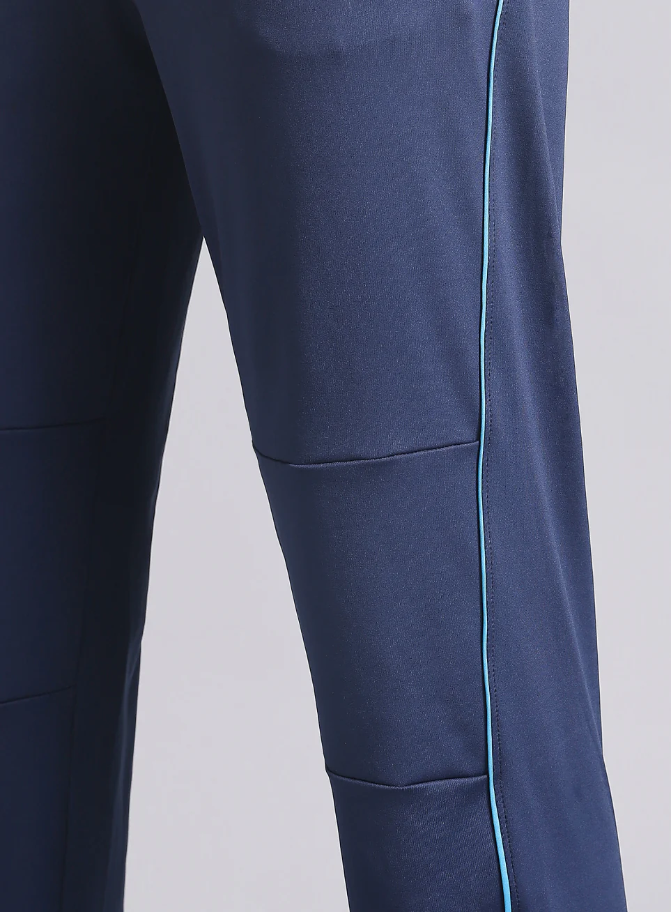Women's Navy Run Forward Joggers - Image 9