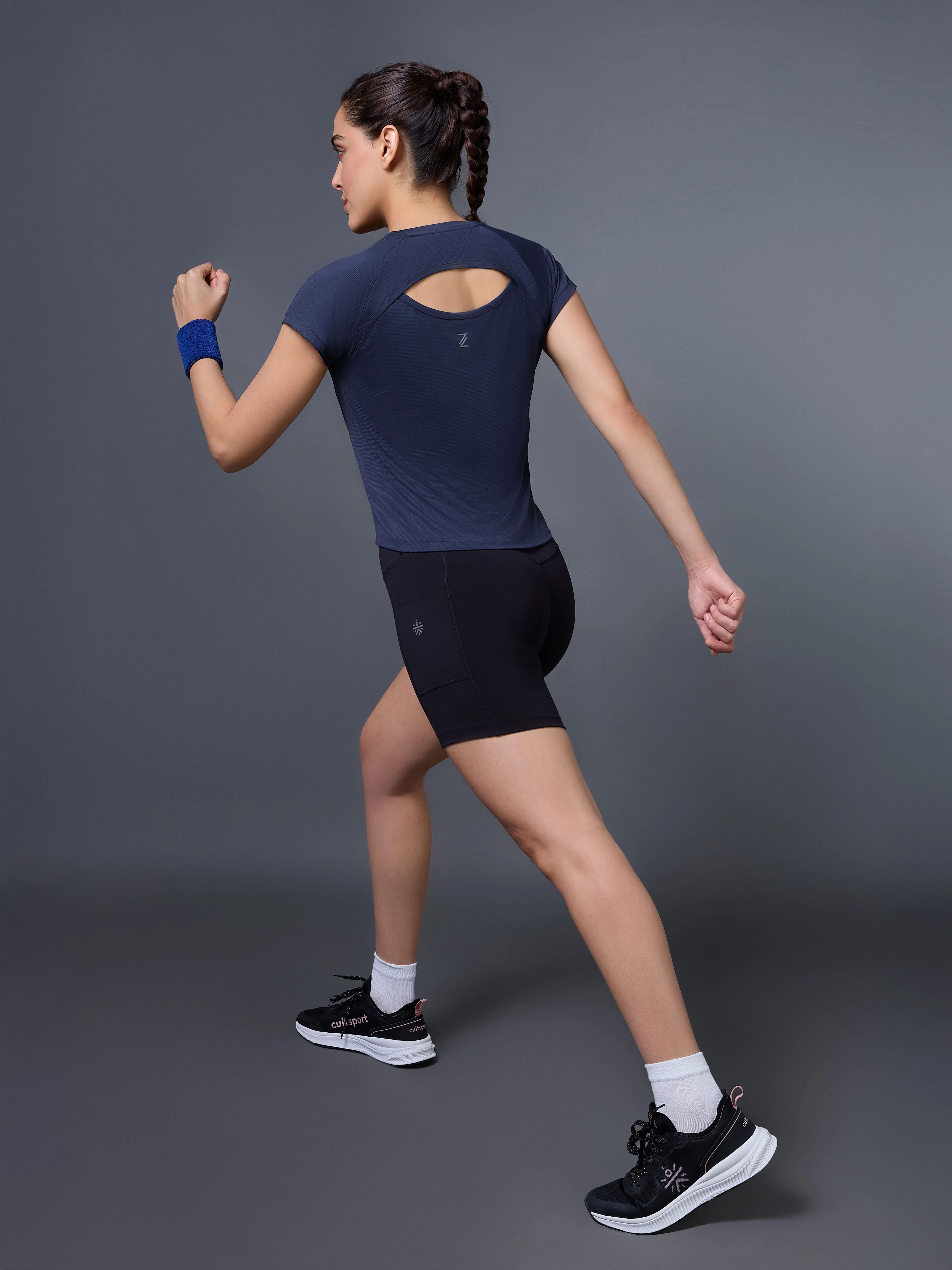 Women's Navy Run Forward T-shirt - Image 2