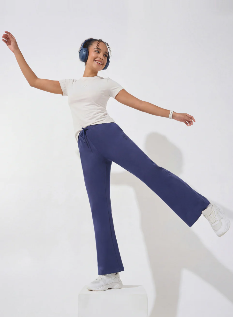 Women's Navy Soft Form Flow Flared Pants - Image 3