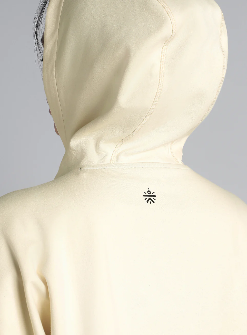 Women's Off White Workout Essential Cropped Jacket - Image 12