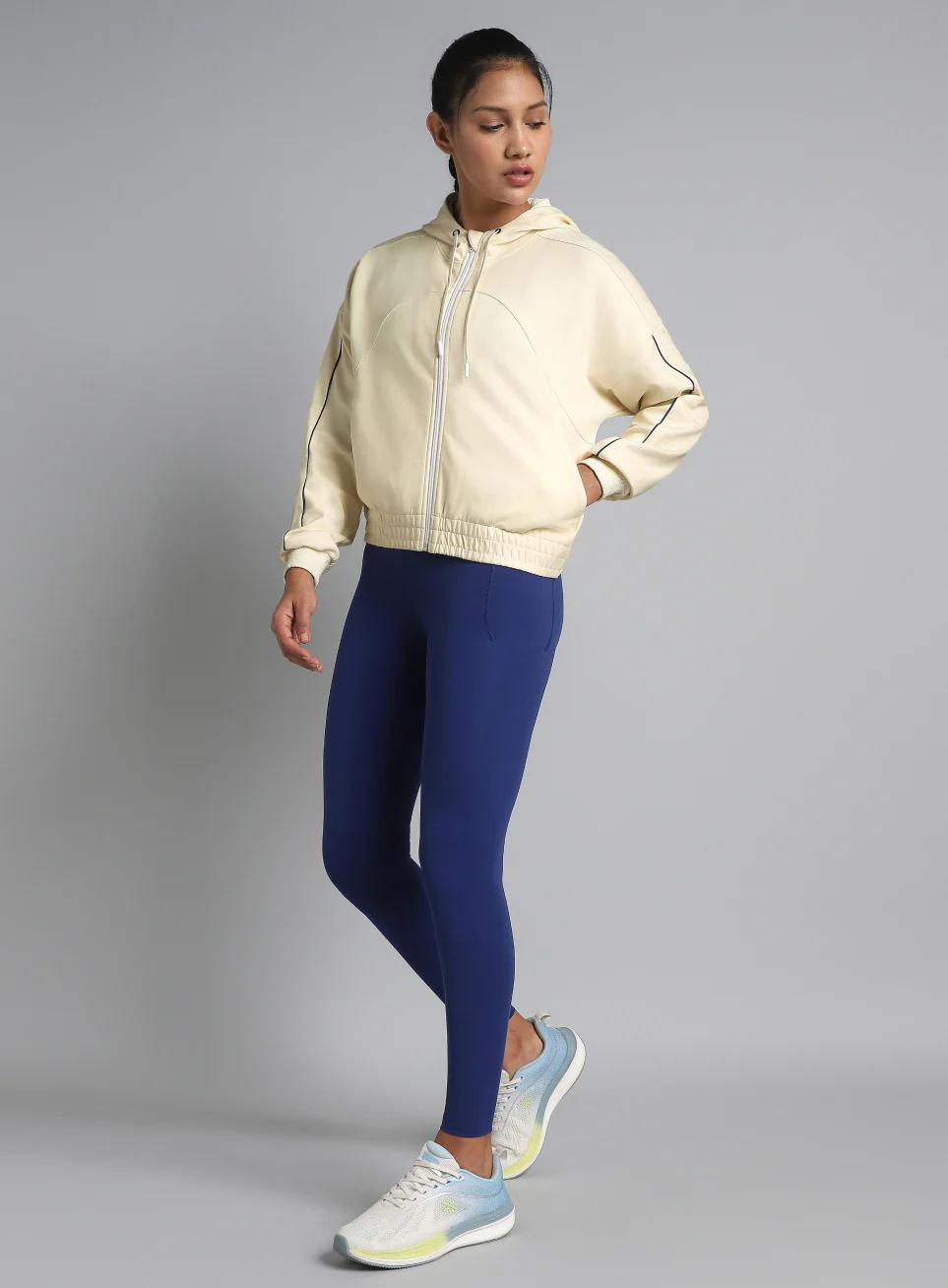 Women's Off White Workout Essential Cropped Jacket - Image 2