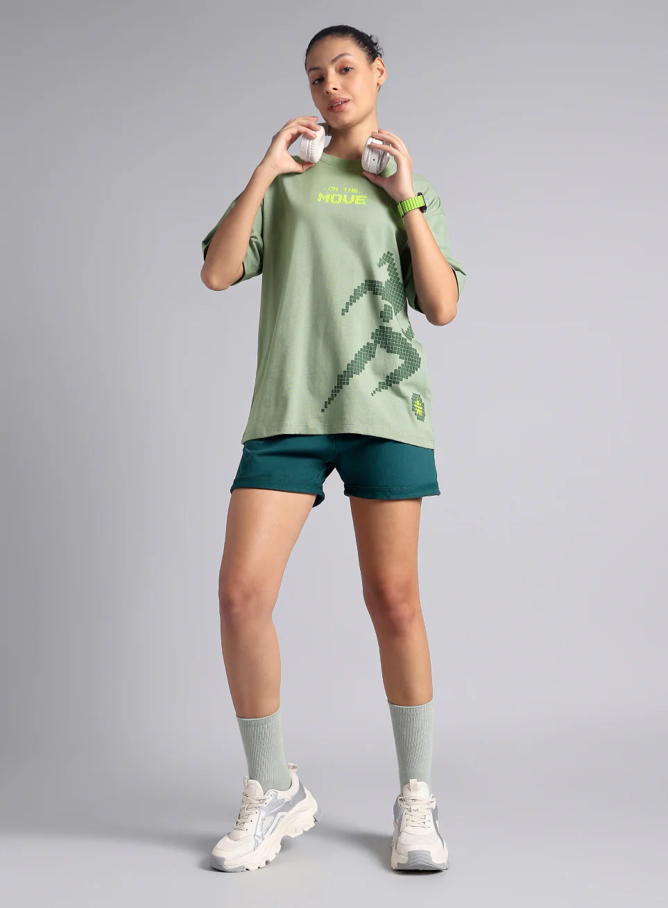 Women's Olive On The Move Graphic Oversized Fit T-shirt - Image 3