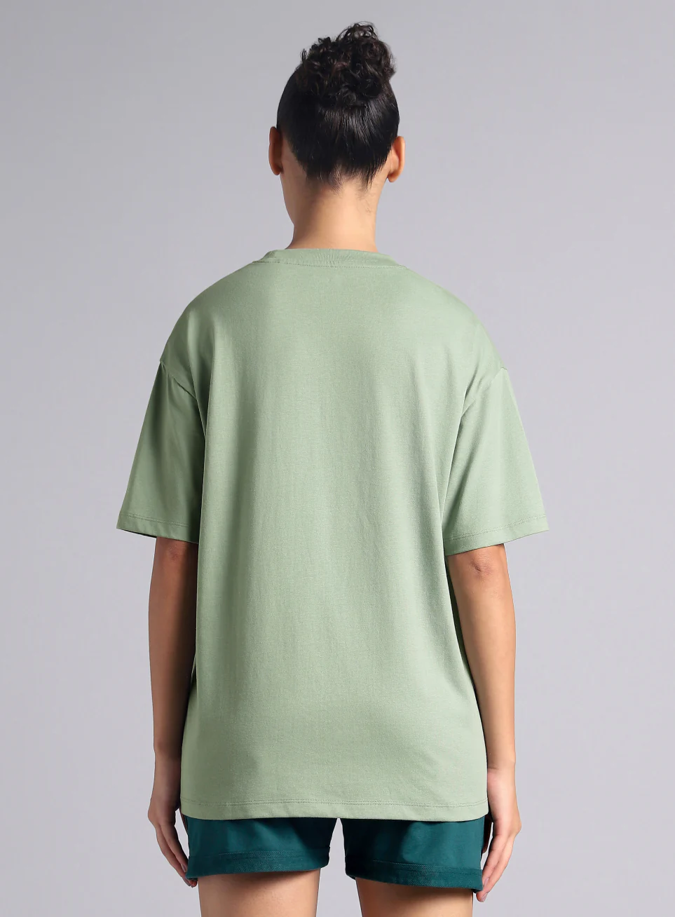 Women's Olive On The Move Graphic Oversized Fit T-shirt - Image 6