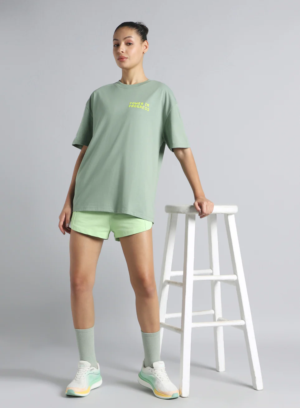 Women's Olive Oversized Graphic T-shirt - Image 3