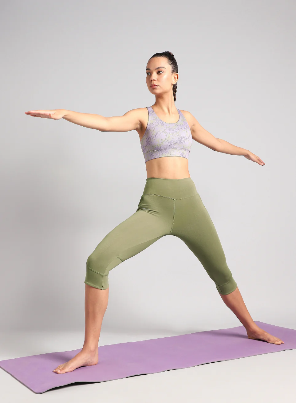 Women's Olive Yoga Flow Cotton Cropped Tights - Image 2