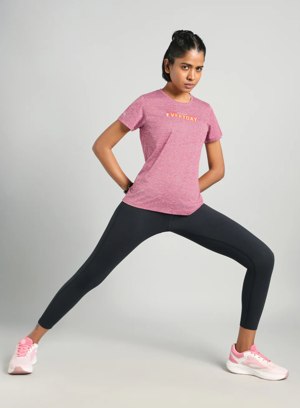 Women's Pink Training Textured T-shirt - Image 2