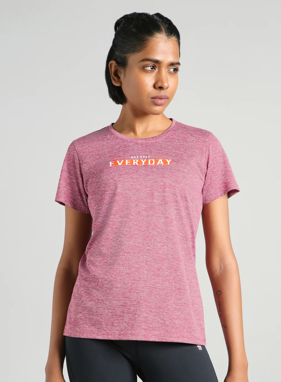 Women's Pink Training Textured T-shirt - Image 4