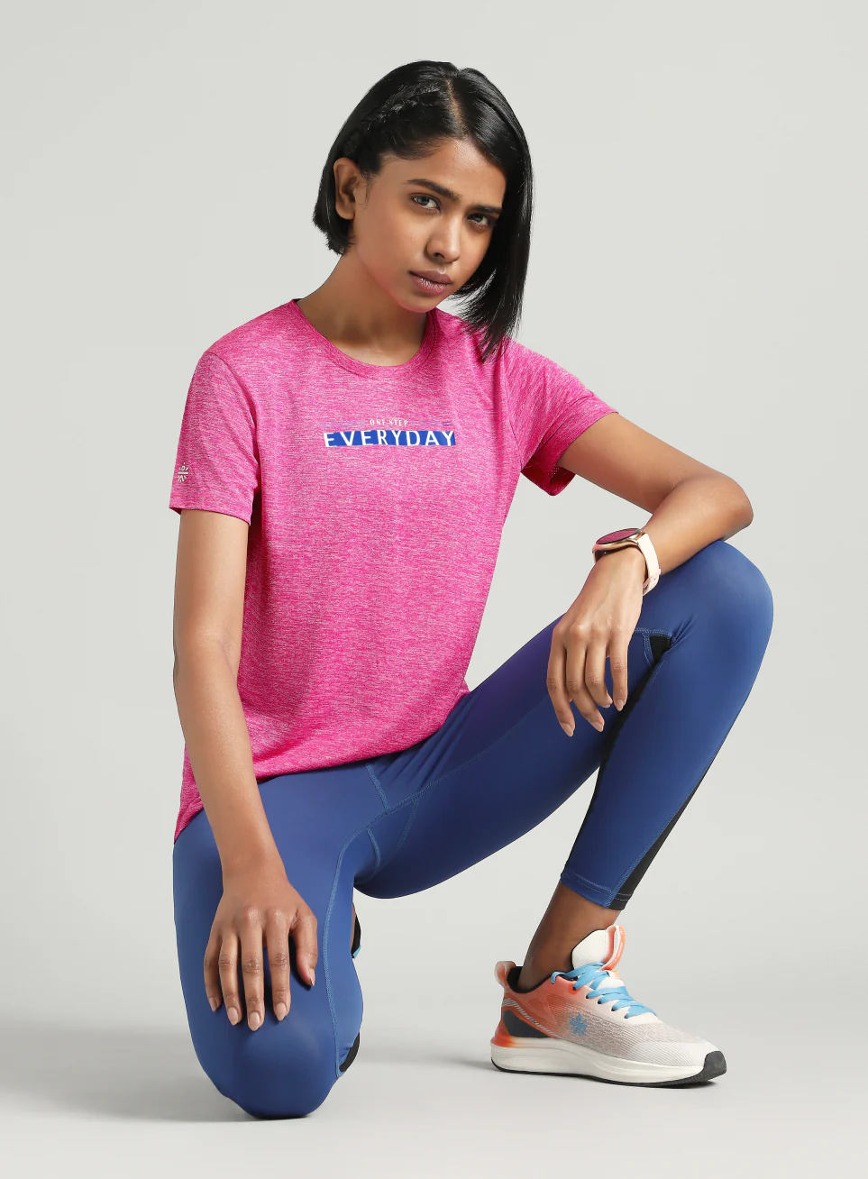 Women's Pink Training Textured T-shirt - Image 2