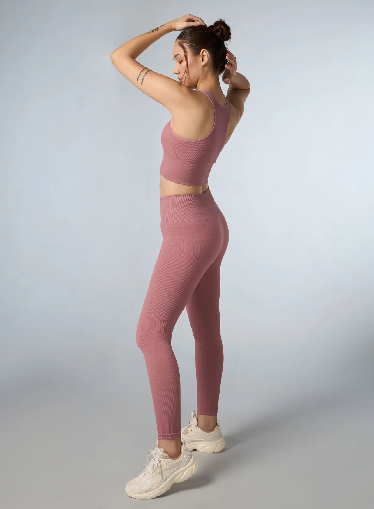 Women's Pink Versatile Seamless Tights - Image 2