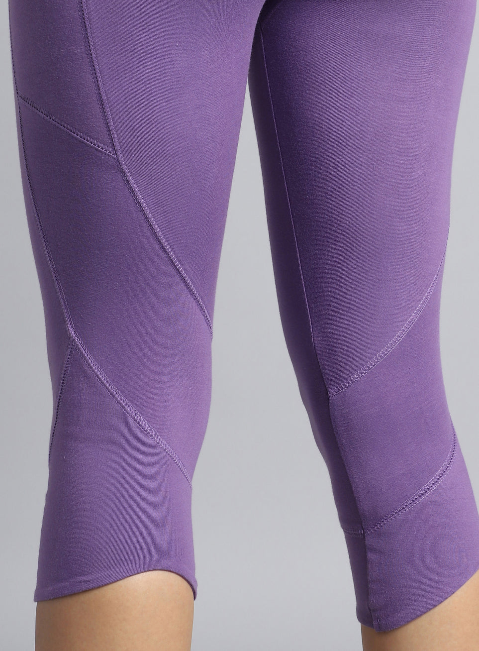 Women's Purple Yoga Flow Cotton Cropped Tights - Image 8