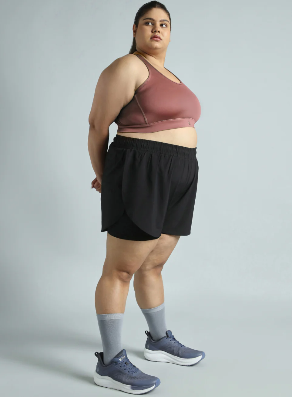 Women's Red Cross Back Hook Training High Support Plus Size Sports Bra - Image 3