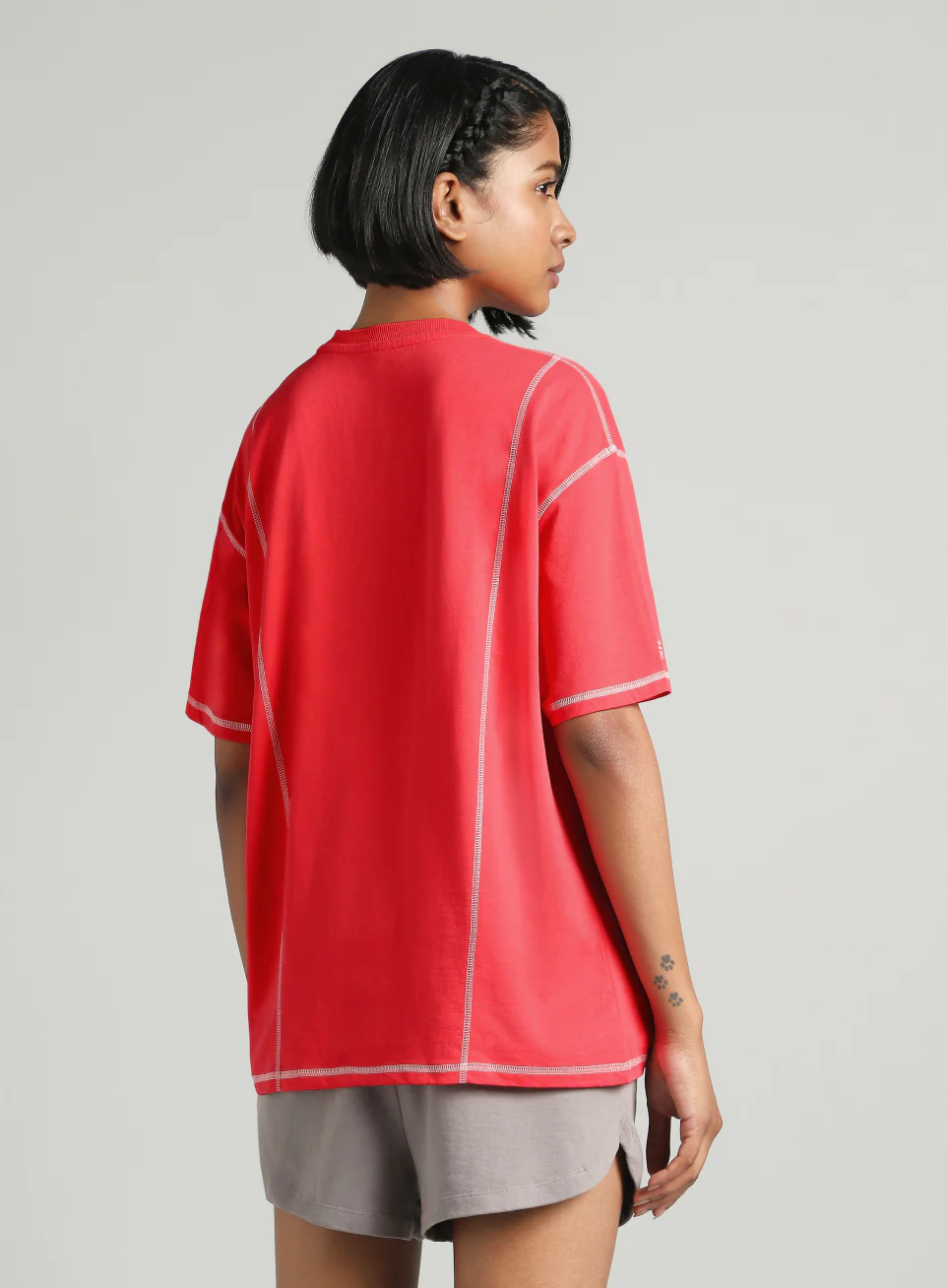 Women's Red Game On Cult Oversized Fit T-shirt - Image 6