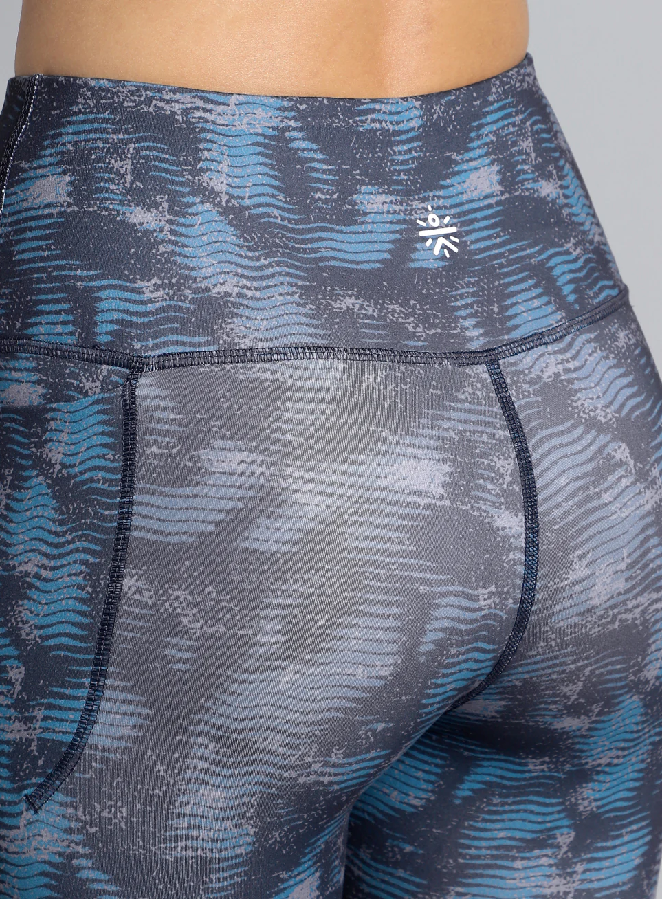 Women's Teal Printed Train All Day COMFlex Tights - Image 8