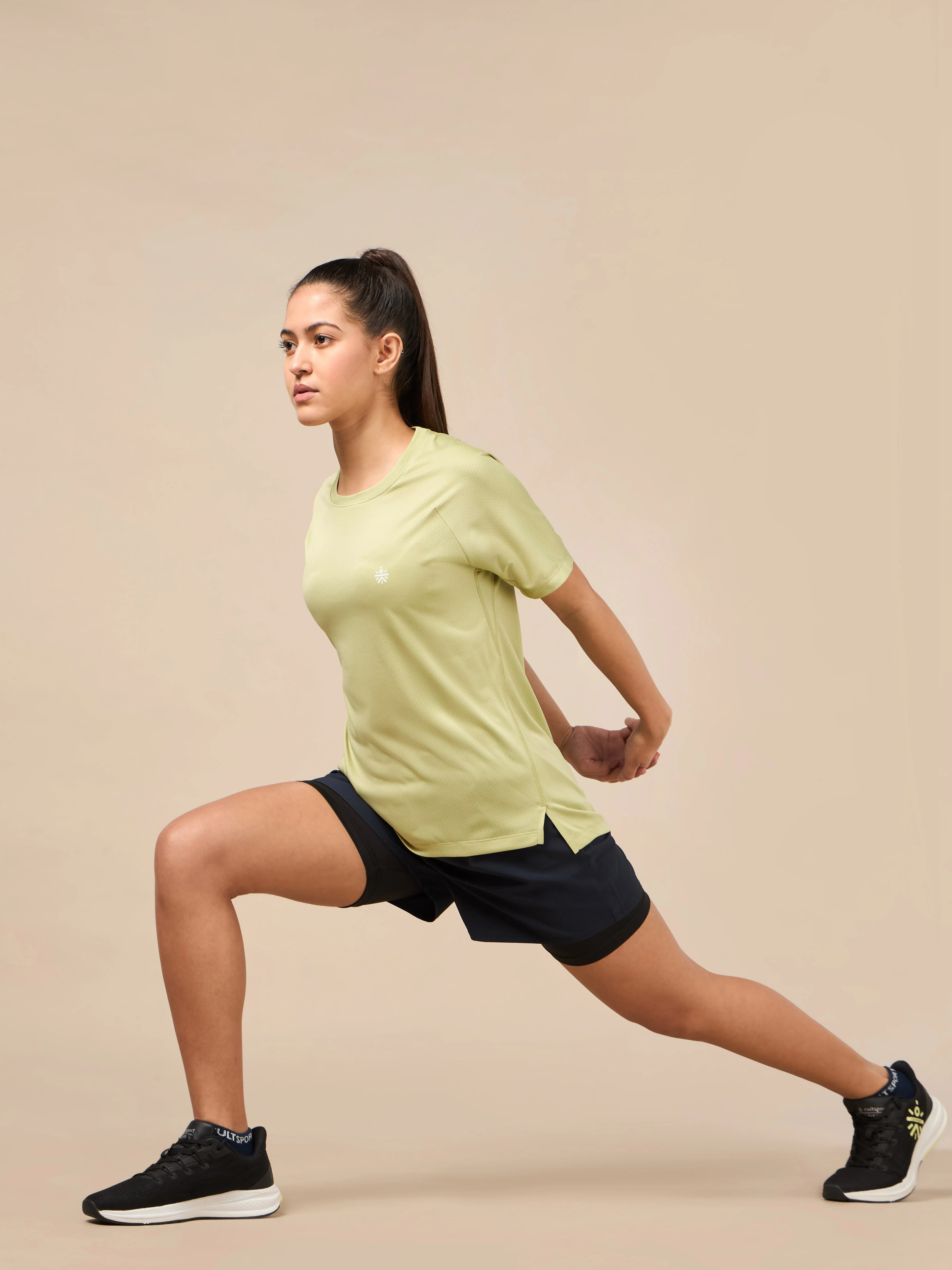 Women's Technical Knit Green Run On T-shirt - Image 3