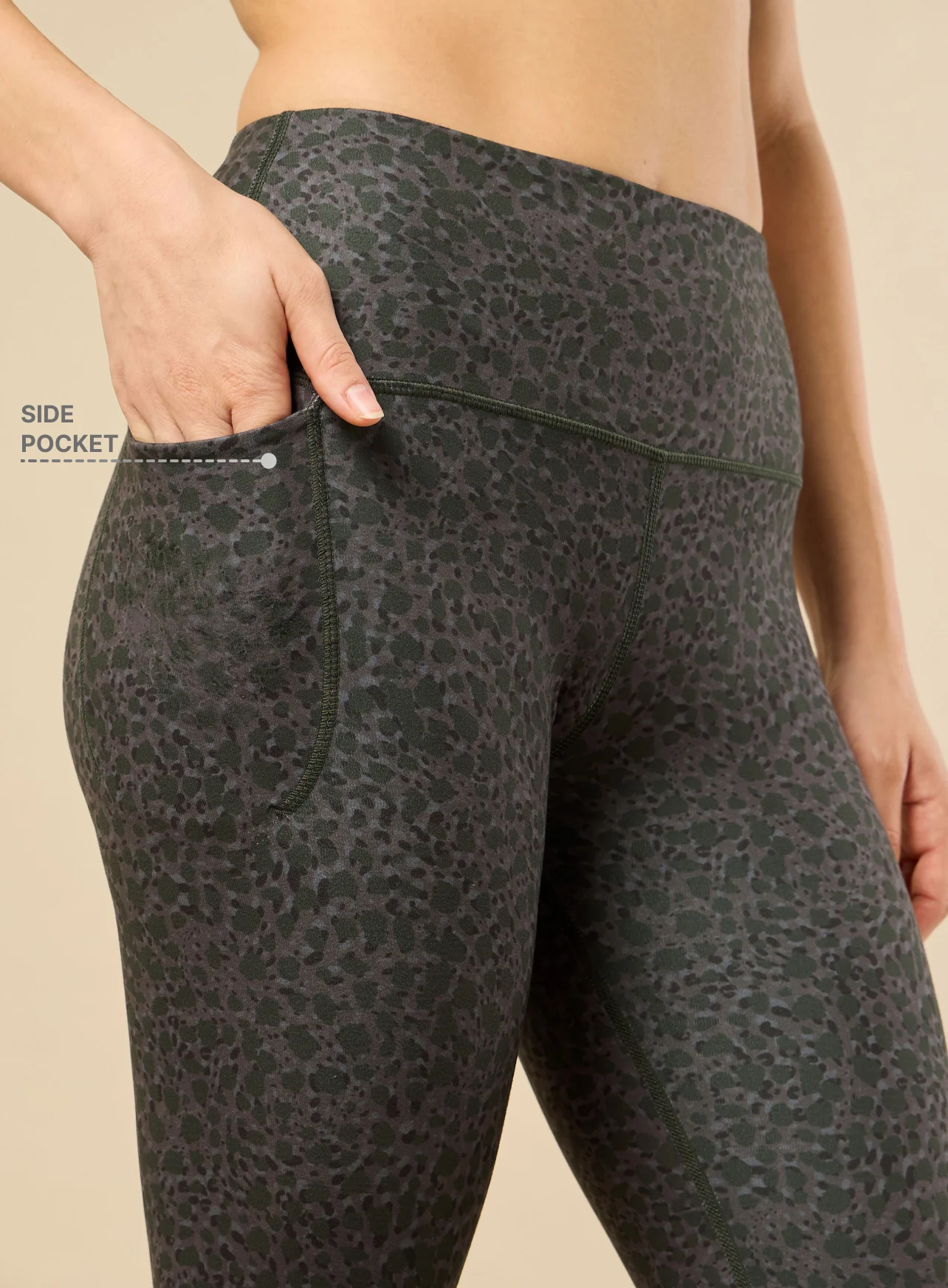 Women's Textured Print Performance Tights - Image 7
