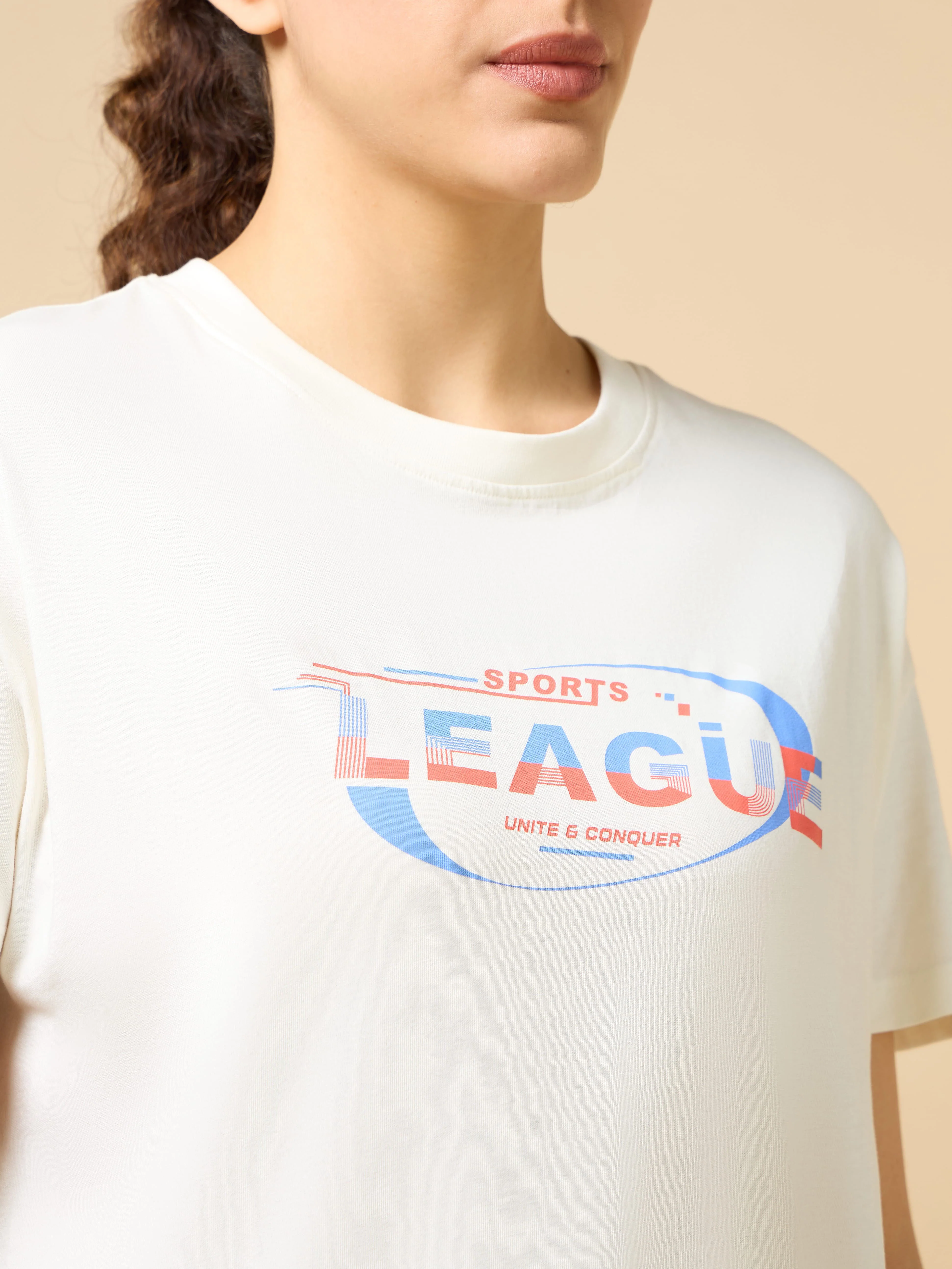 Women's Off white Sports League Relxed Graphic T-shirt - Image 7