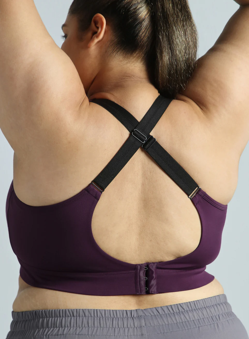Women's Wine Adjustable Strap Training High Support Plus Size Sports Bra - Image 7