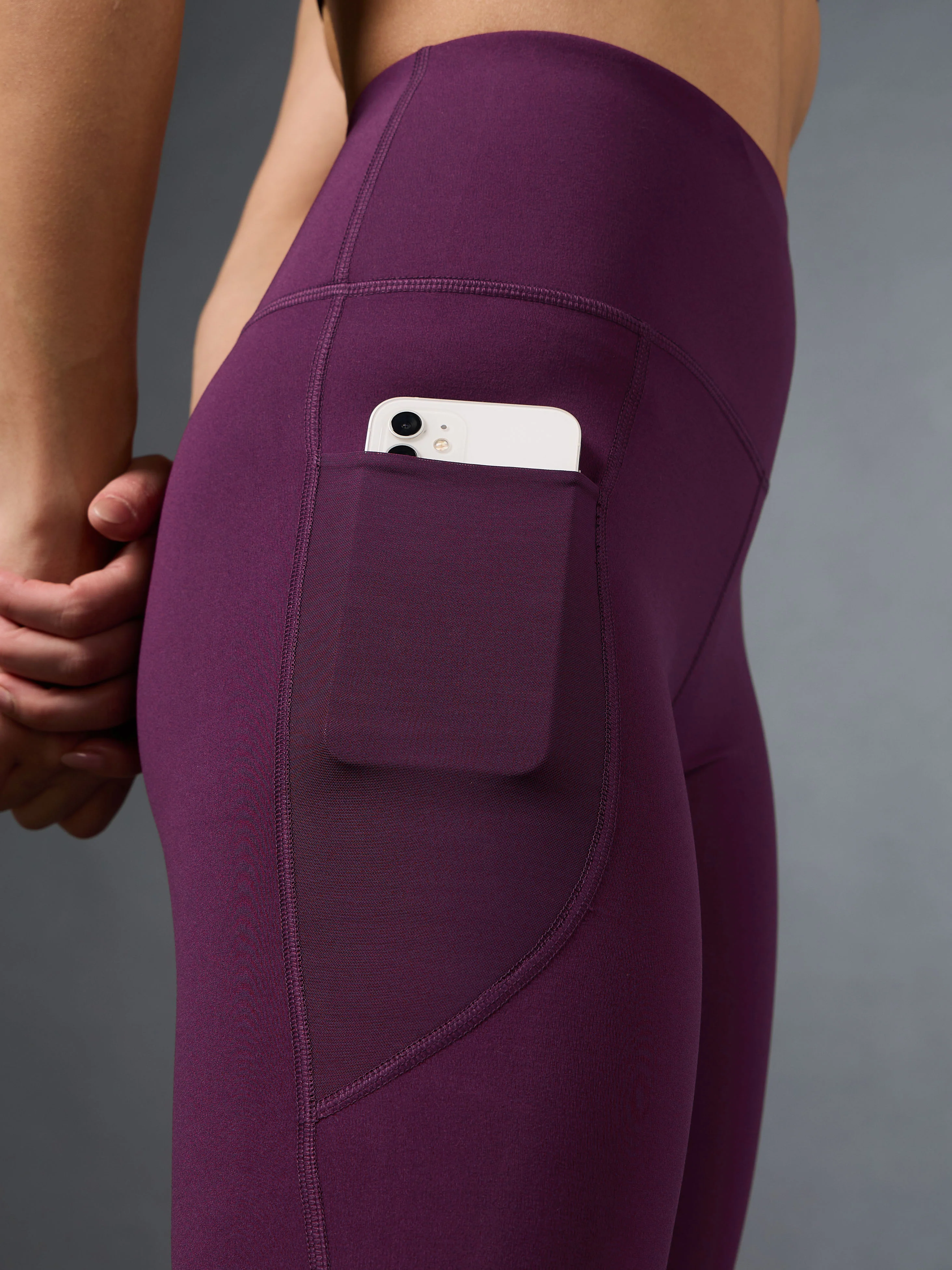 Women's Wine Run Elevate COMFLex Tights - Image 7