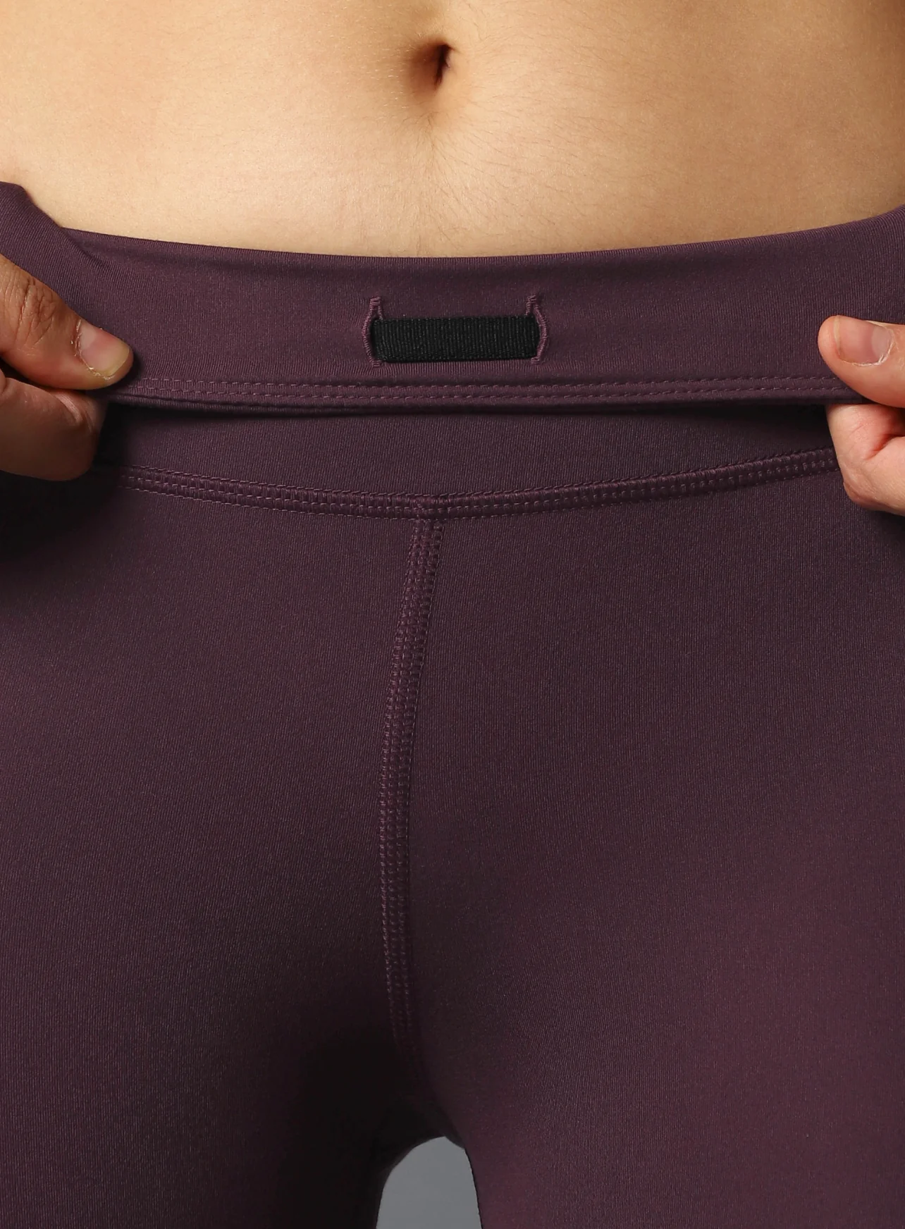 Women's Wine Runner's Essential Tights - Image 10